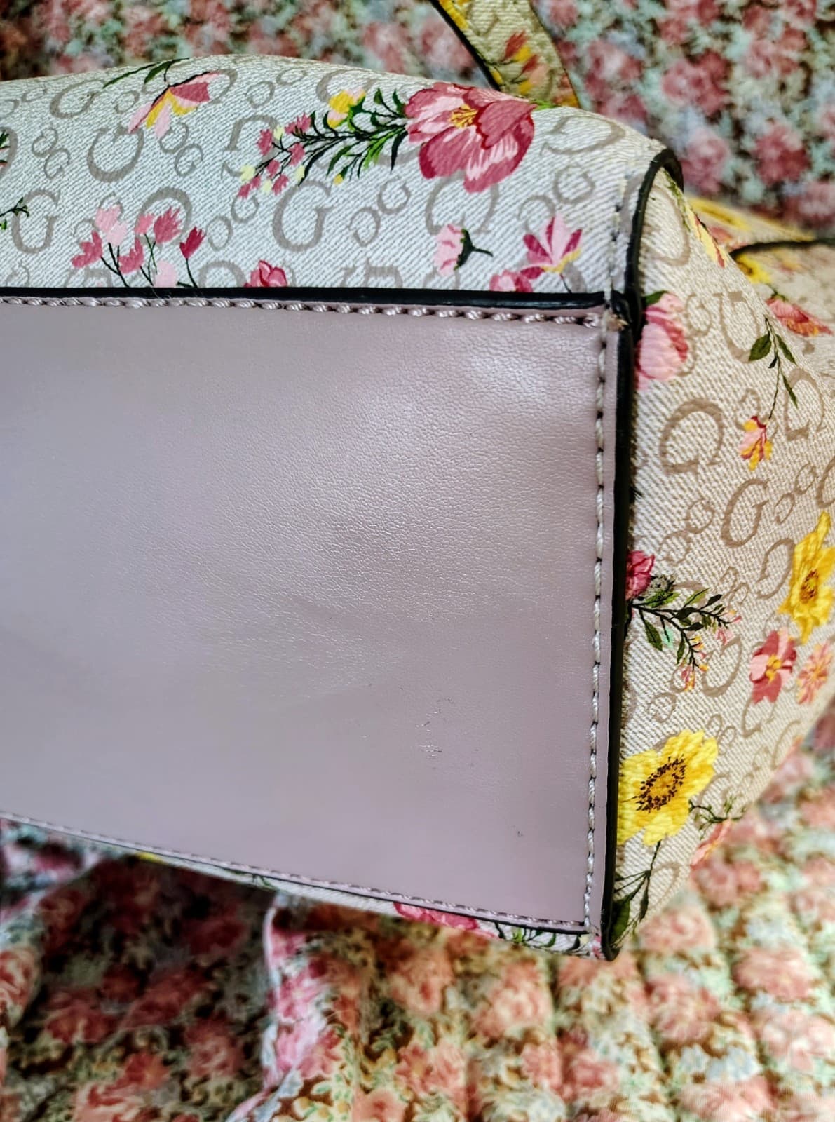 GUESS Kinsley Large Tote Bag, floral print, NWOT - Thumbnail 9