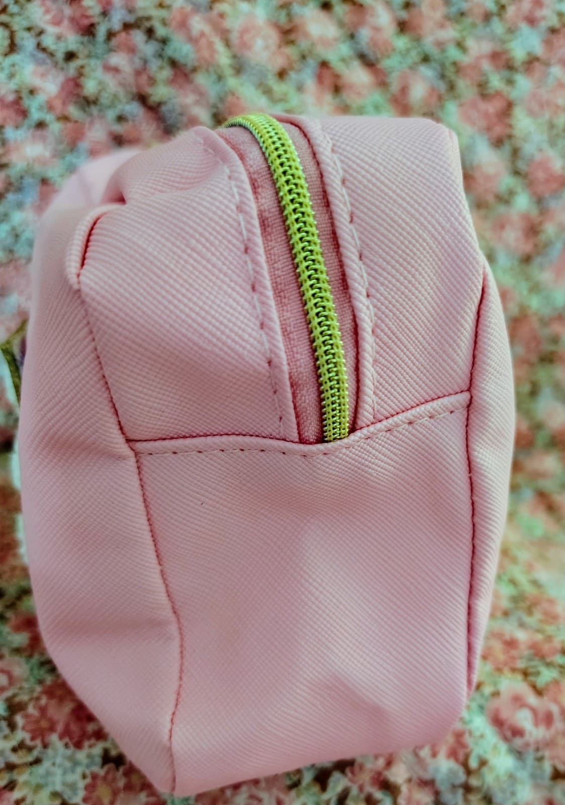 NWT Pink Makeup LOVE Applique - Thumbnail 6