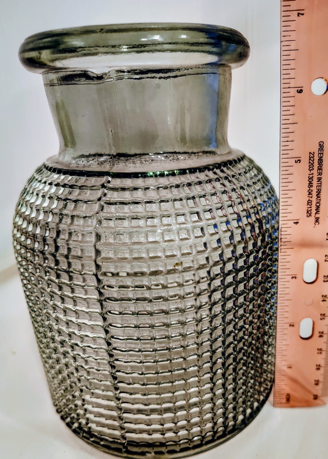 AEG LULU Textured Glass, Green Glass, Stamped Bottom, EUC - Thumbnail 4