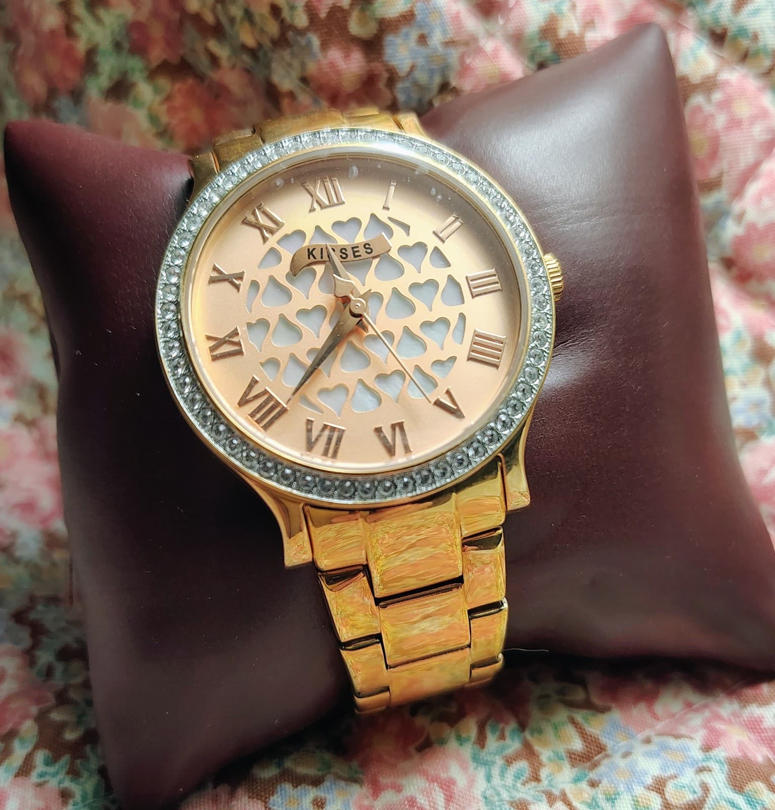 NWT NIB Hershey Kiss watch features a rose gold-toned band MSRP 150 - Thumbnail 13