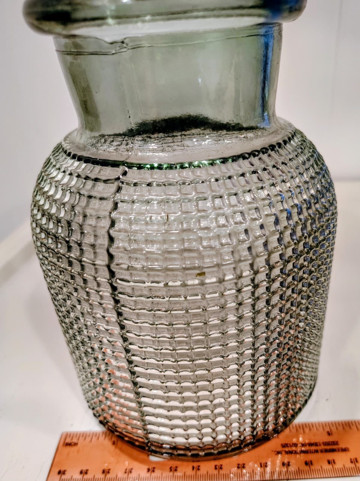 AEG LULU Textured Glass, Green Glass, Stamped Bottom, EUC - Thumbnail 7
