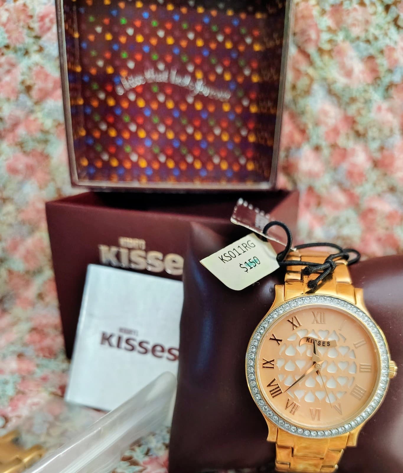 NWT NIB Hershey Kiss watch features a rose gold-toned band MSRP 150 - Thumbnail 4