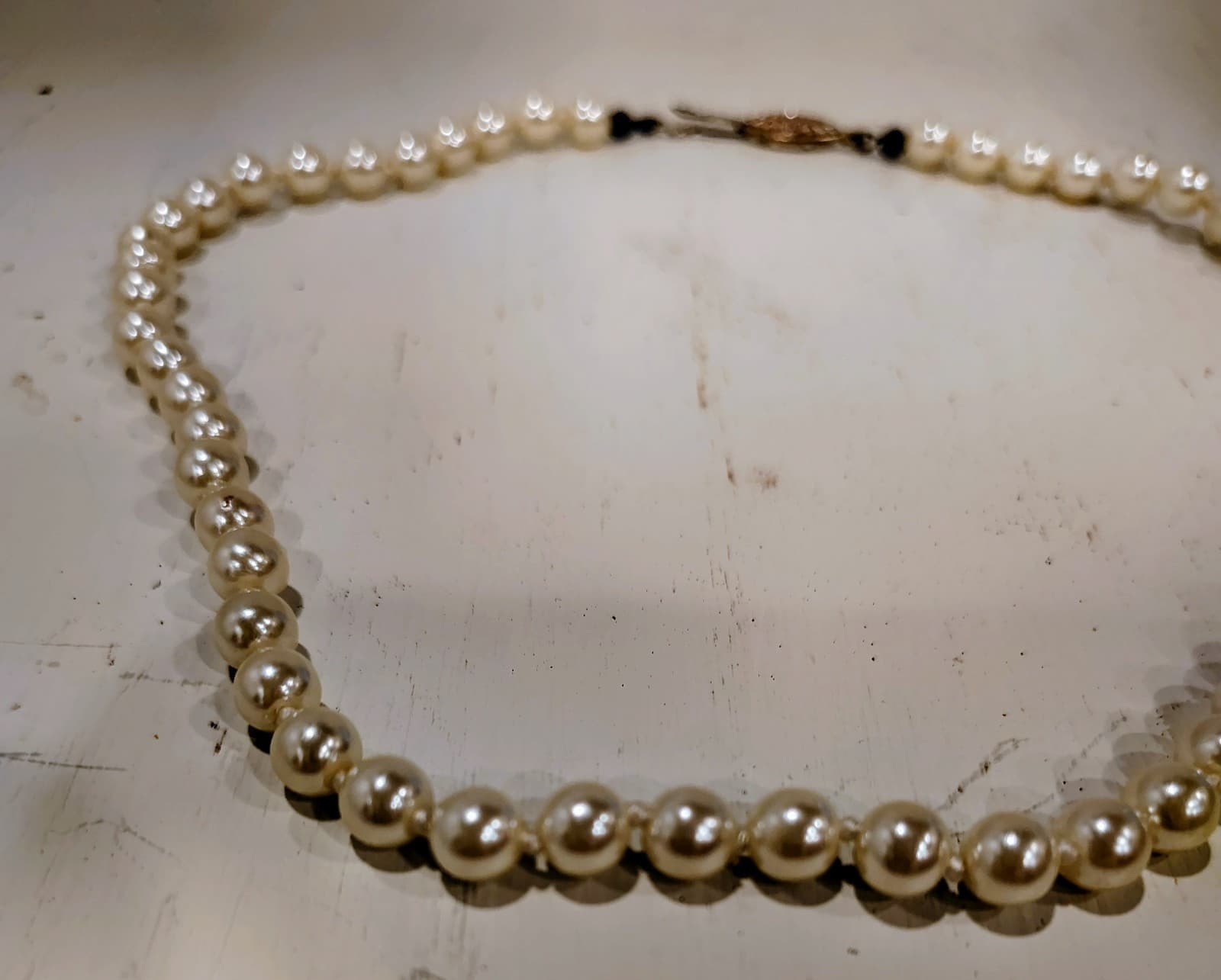 1950's Vintage Faux Pearl Necklace 16"