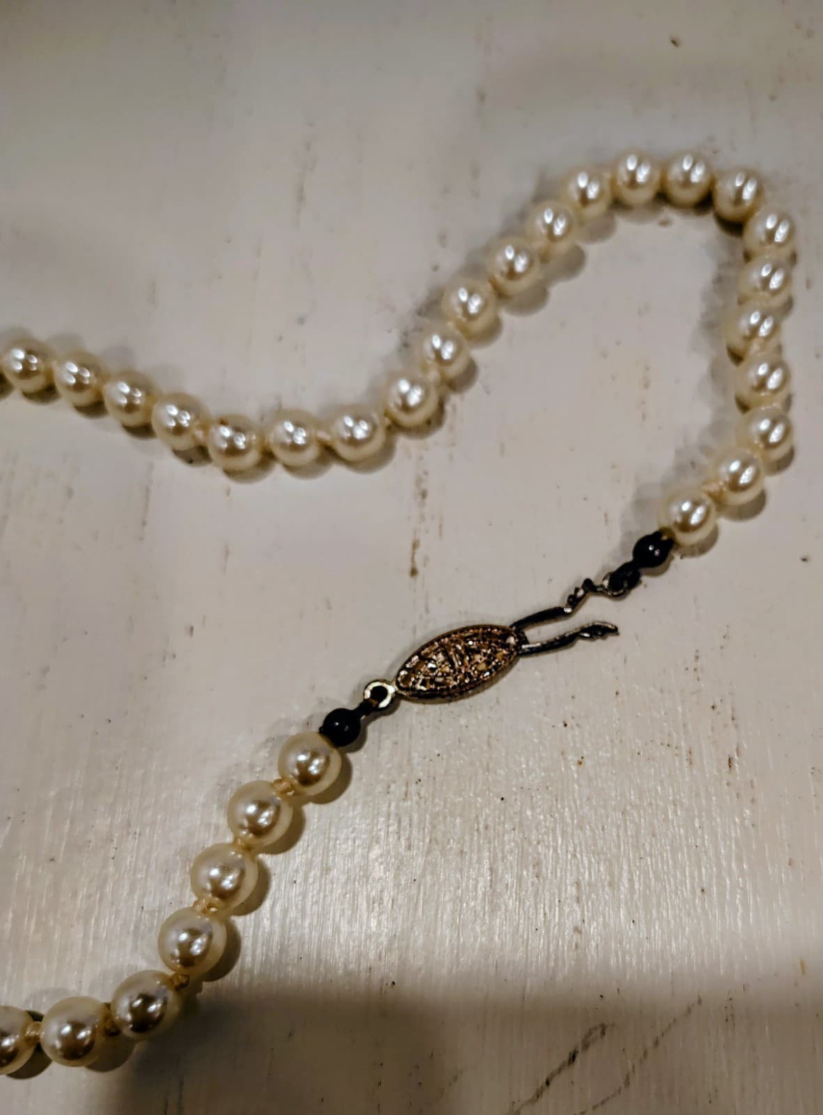 1950's Vintage Faux Pearl Necklace 16" - Thumbnail 3