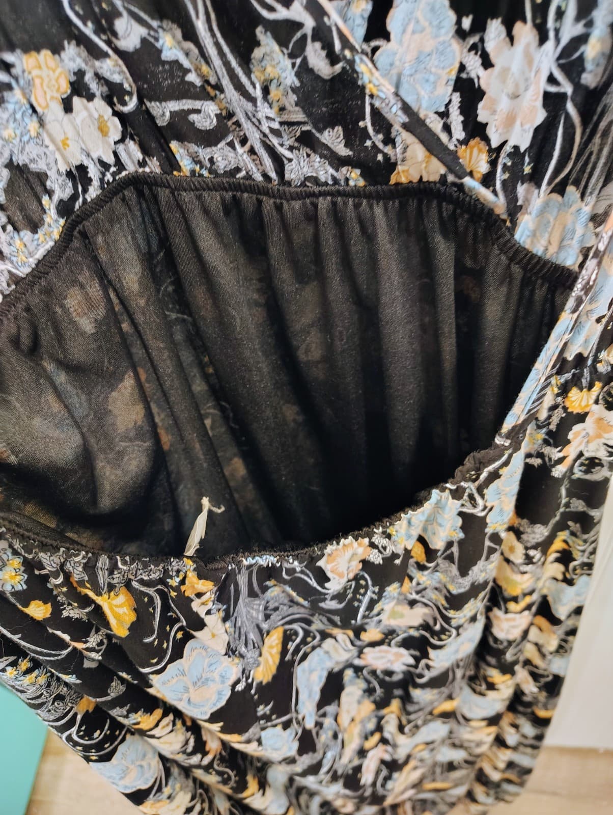Listicle Women's Dress, Ruffled, Layered, Halter Front, Open Back, Large EUC - Thumbnail 7