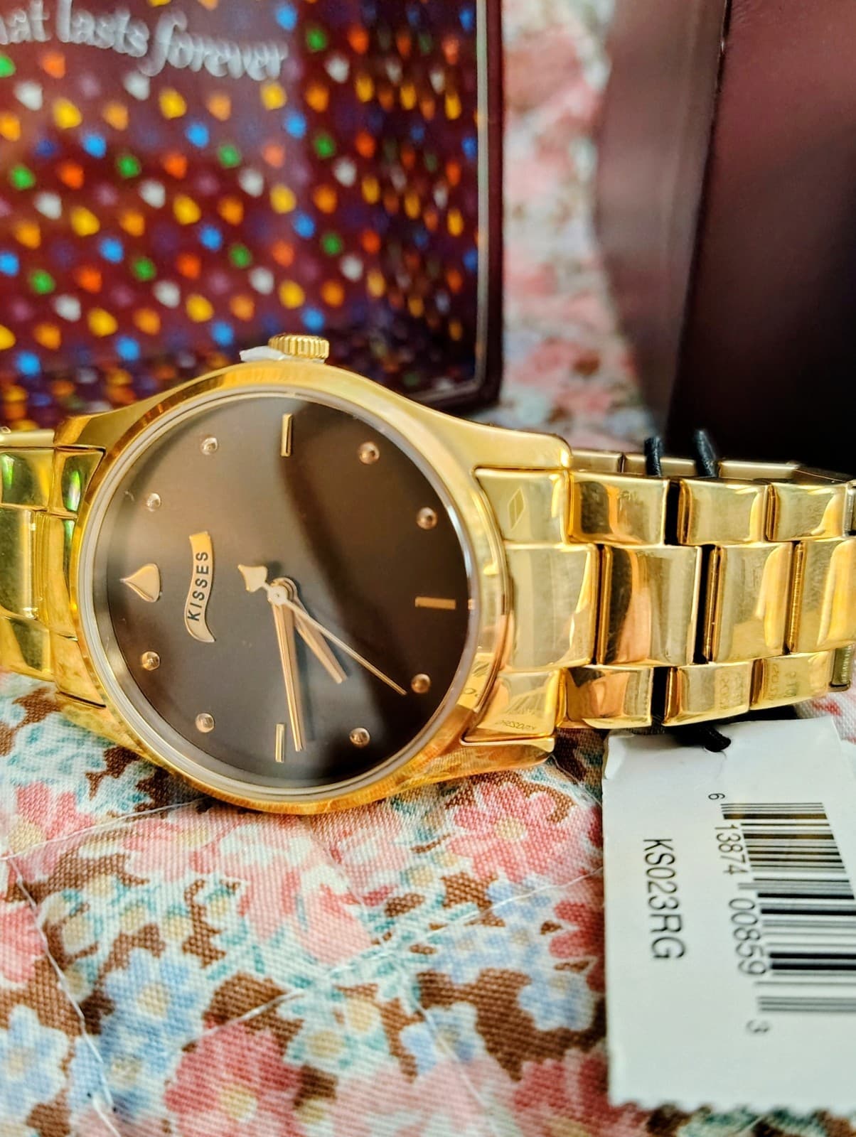 Hershey's Kisses Chocolate Gold Collectible Watch NWT NIB MSRP $100 - Thumbnail 2