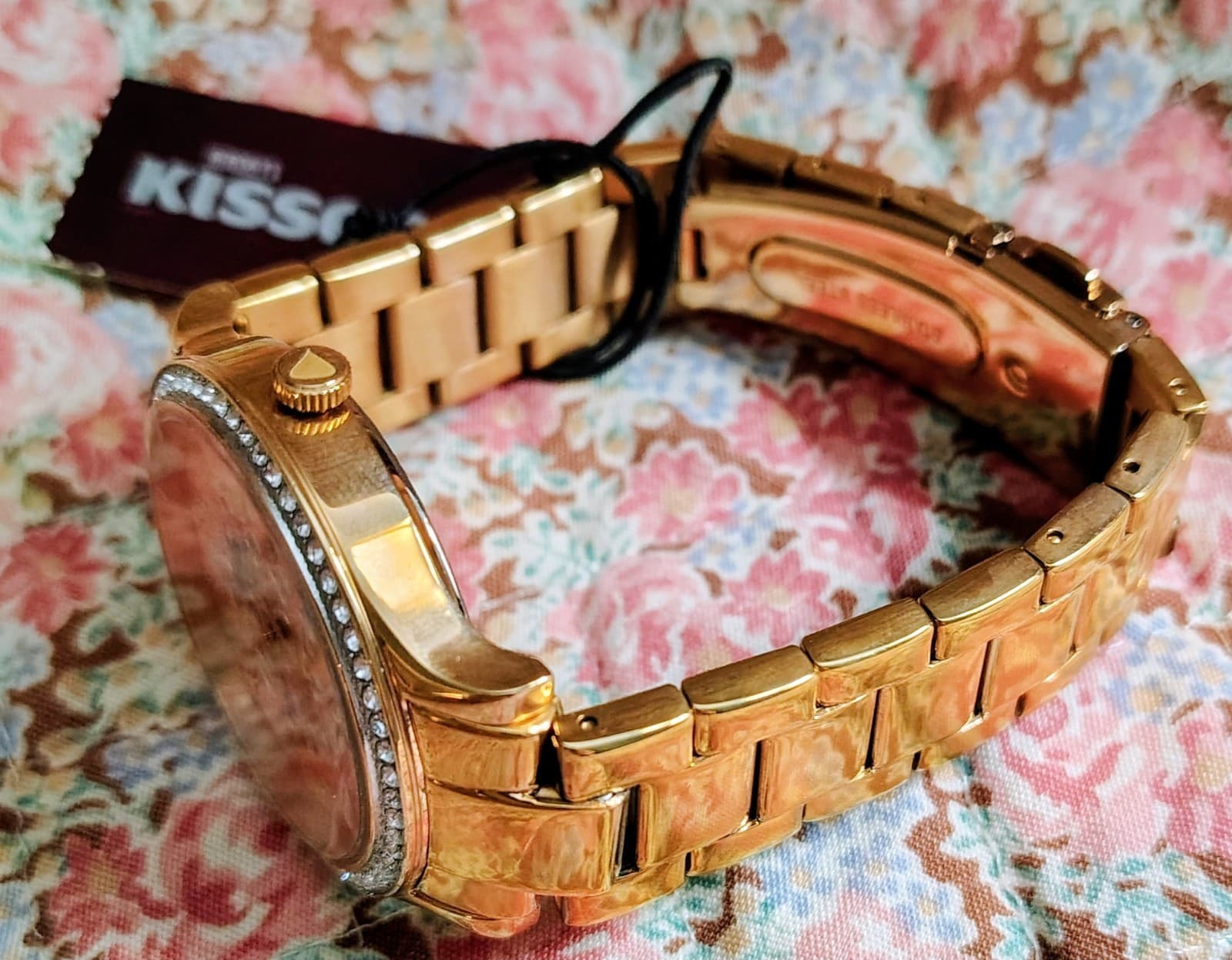 NWT NIB Hershey Kiss watch features a rose gold-toned band MSRP 150 - Thumbnail 18