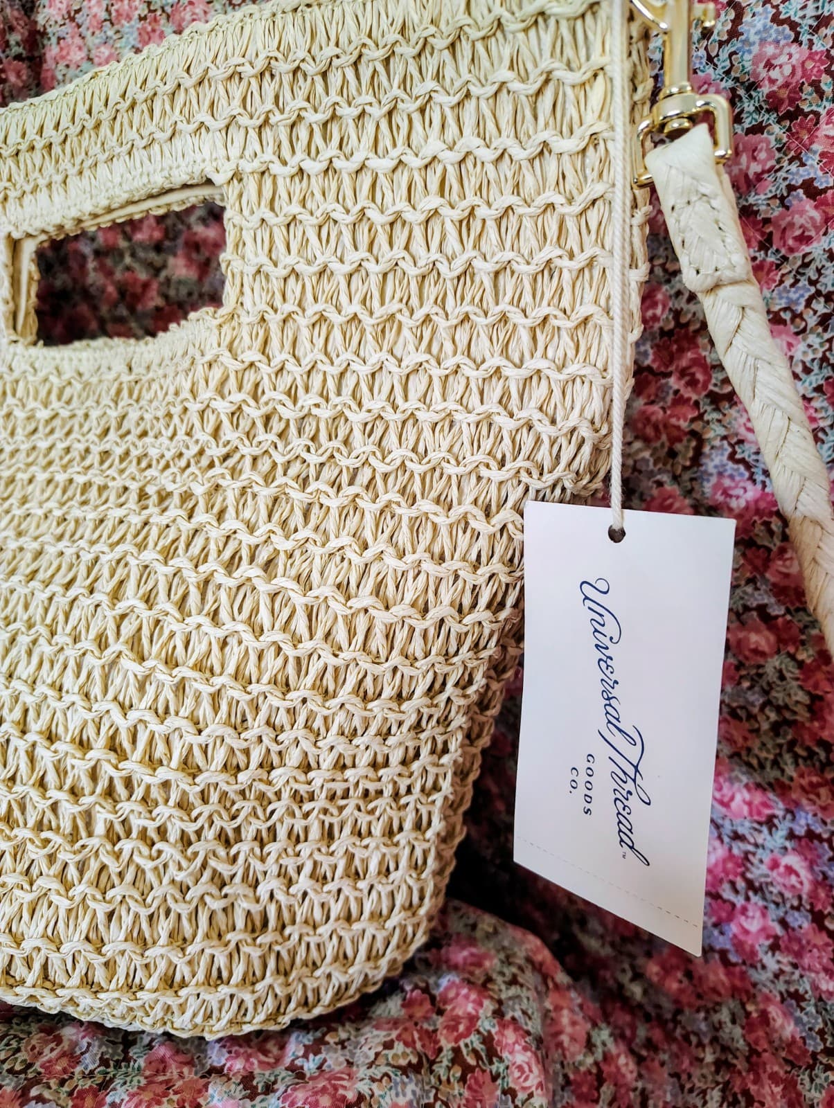 NWT Universal Thread brand tote bag beige woven straw