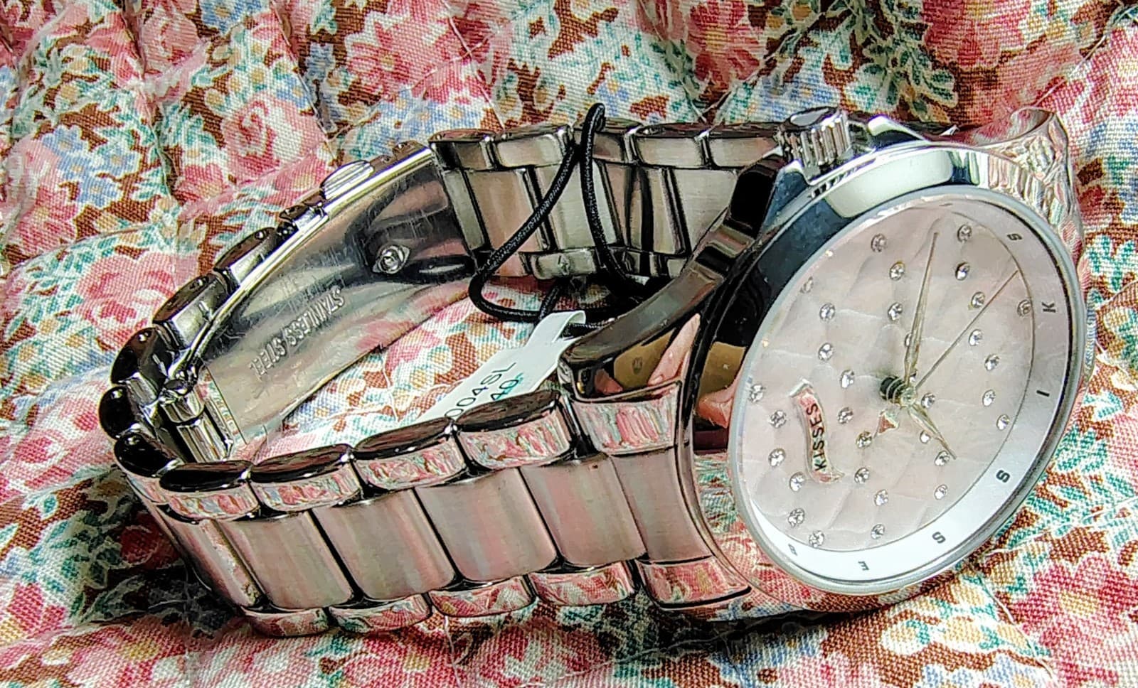 NWT NIB Hershey Kisses Silver Stainless Steel Watch MSRP 140 - Thumbnail 6