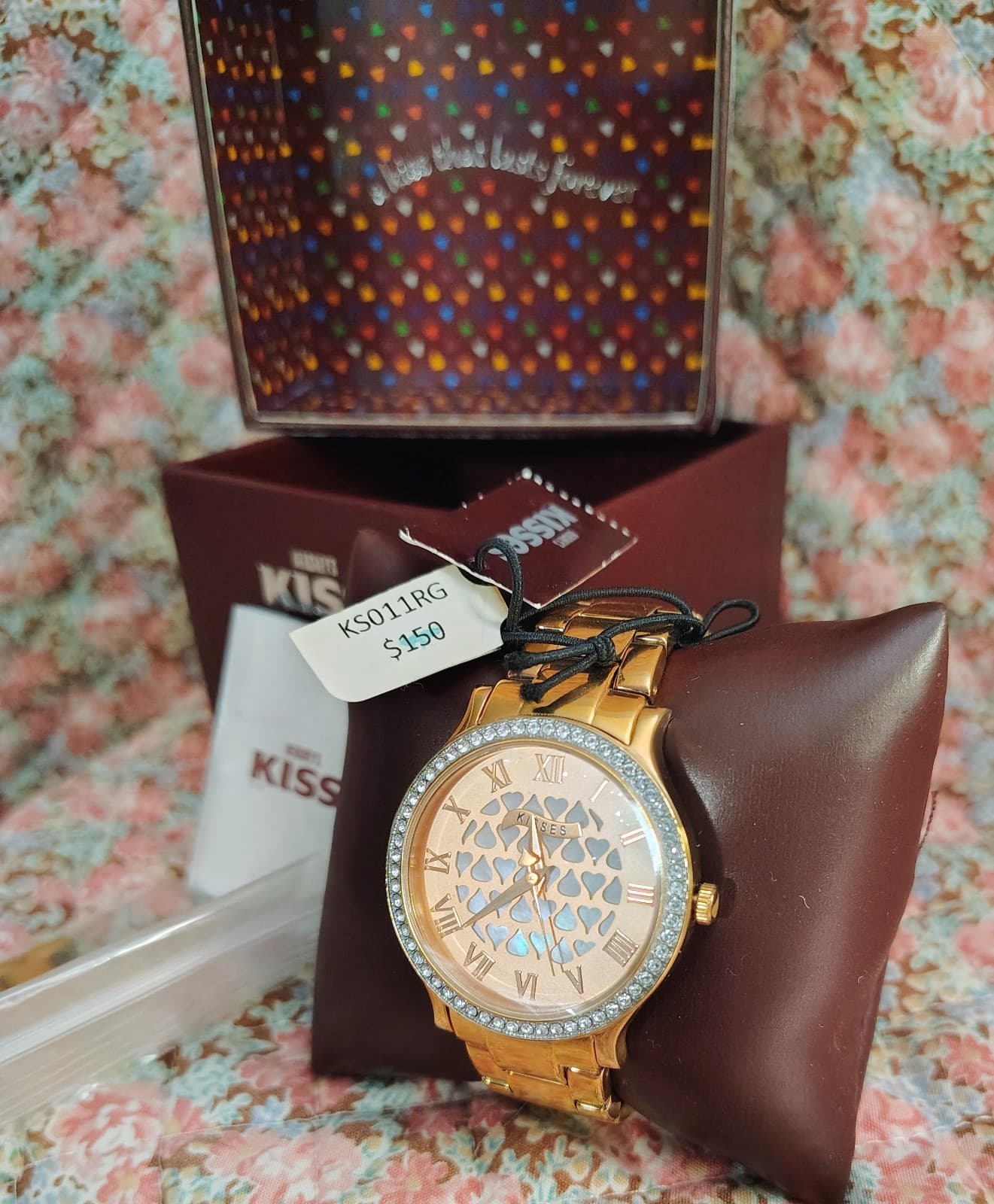 NWT NIB Hershey Kiss watch features a rose gold-toned band MSRP 150 - Thumbnail 9