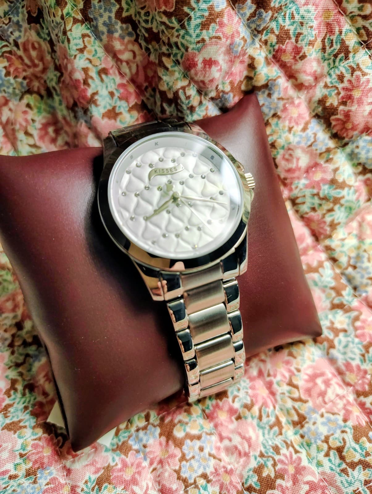 NWT NIB Hershey Kisses Silver Stainless Steel Watch MSRP 140 - Thumbnail 7
