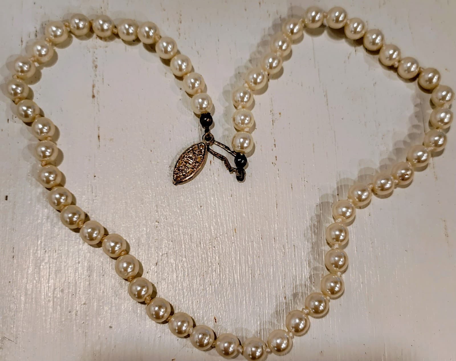 1950's Vintage Faux Pearl Necklace 16" - Thumbnail 8