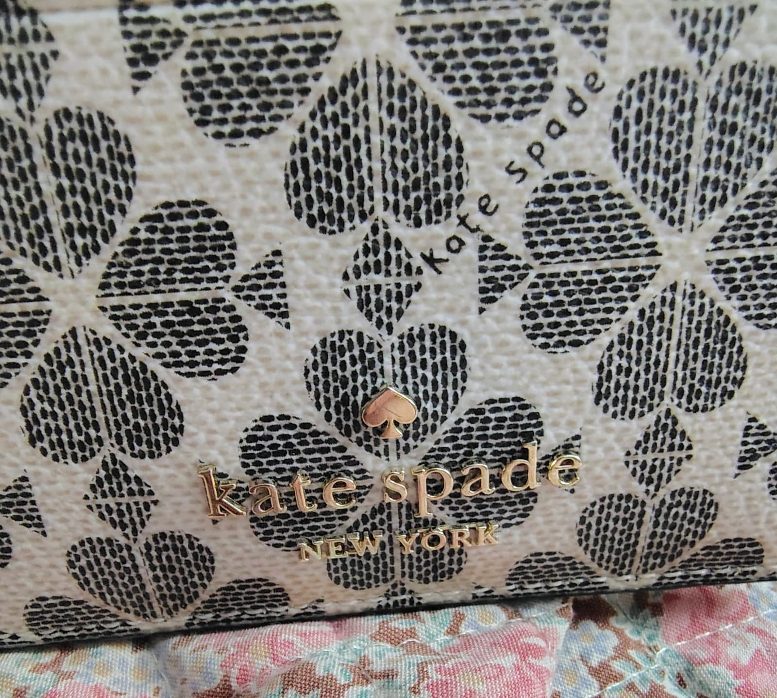 Kate Spade Signature Spade Flower Small Slim Card Holder Black NWOT $89 - Thumbnail 9