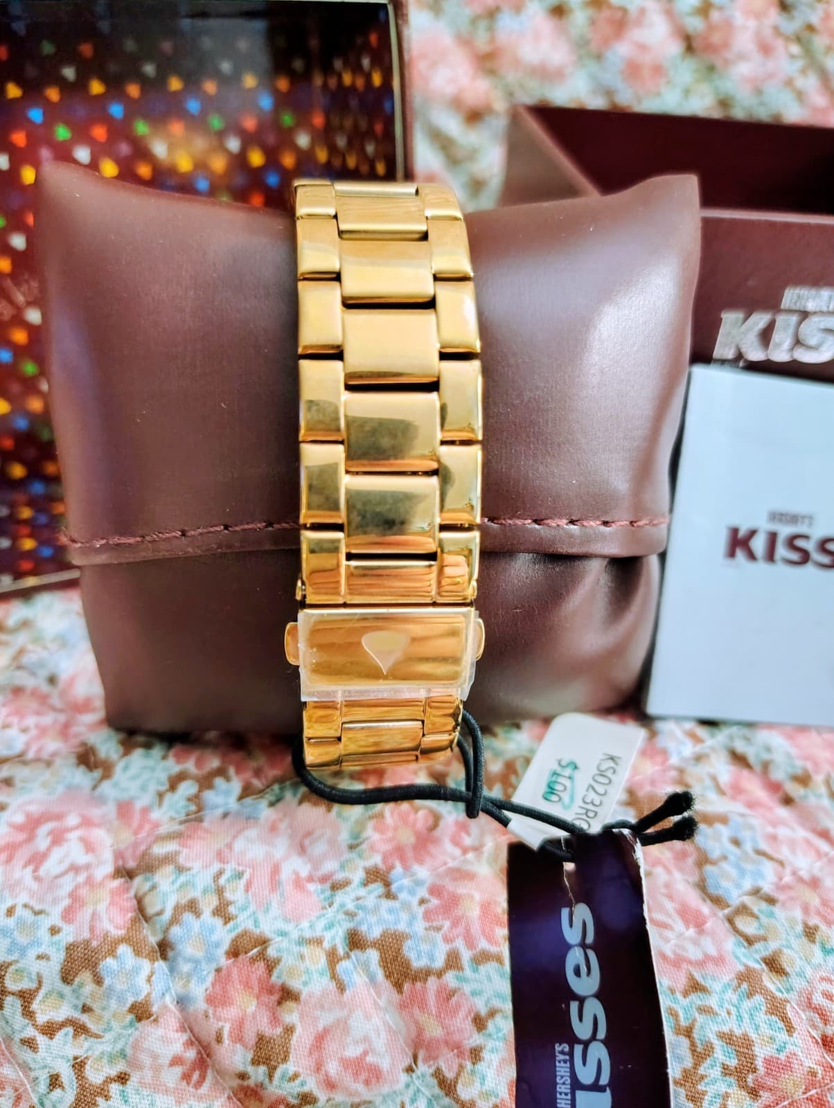 Hershey's Kisses Chocolate Gold Collectible Watch NWT NIB MSRP $100 - Thumbnail 5