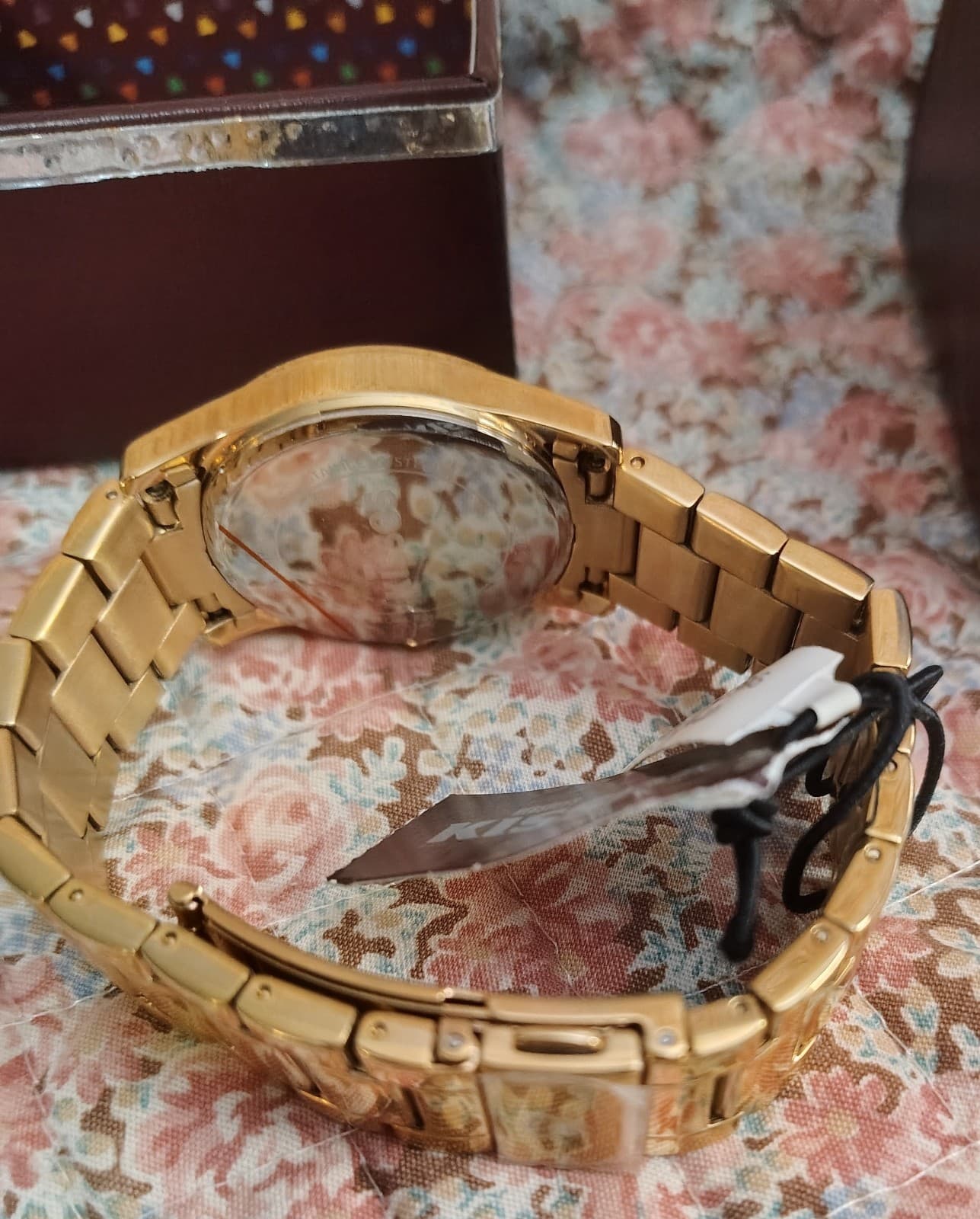 Hershey's Kisses Chocolate Gold Collectible Watch NWT NIB MSRP $100 - Thumbnail 4