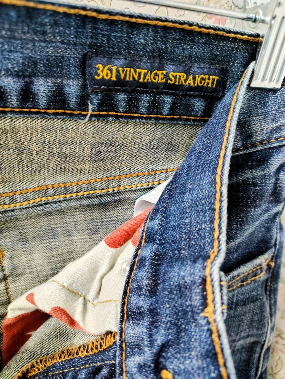 Lucky Brand Men's 361 Vintage Straight Light Wash Faded Denim Jeans W29 L34 - Thumbnail 4