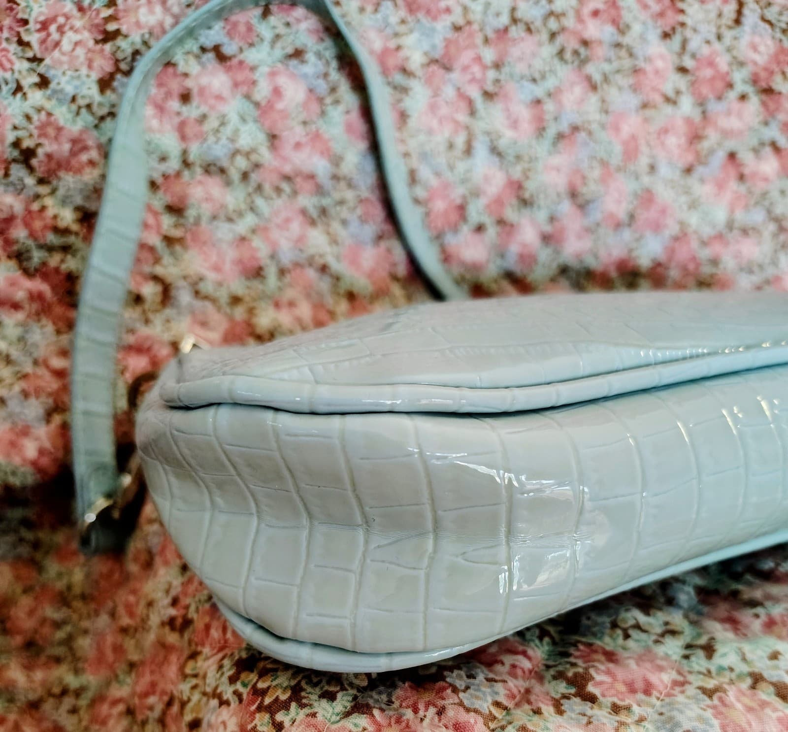 Light Blue Crocodile Faux Leather Small Baguette Handbag - Thumbnail 4