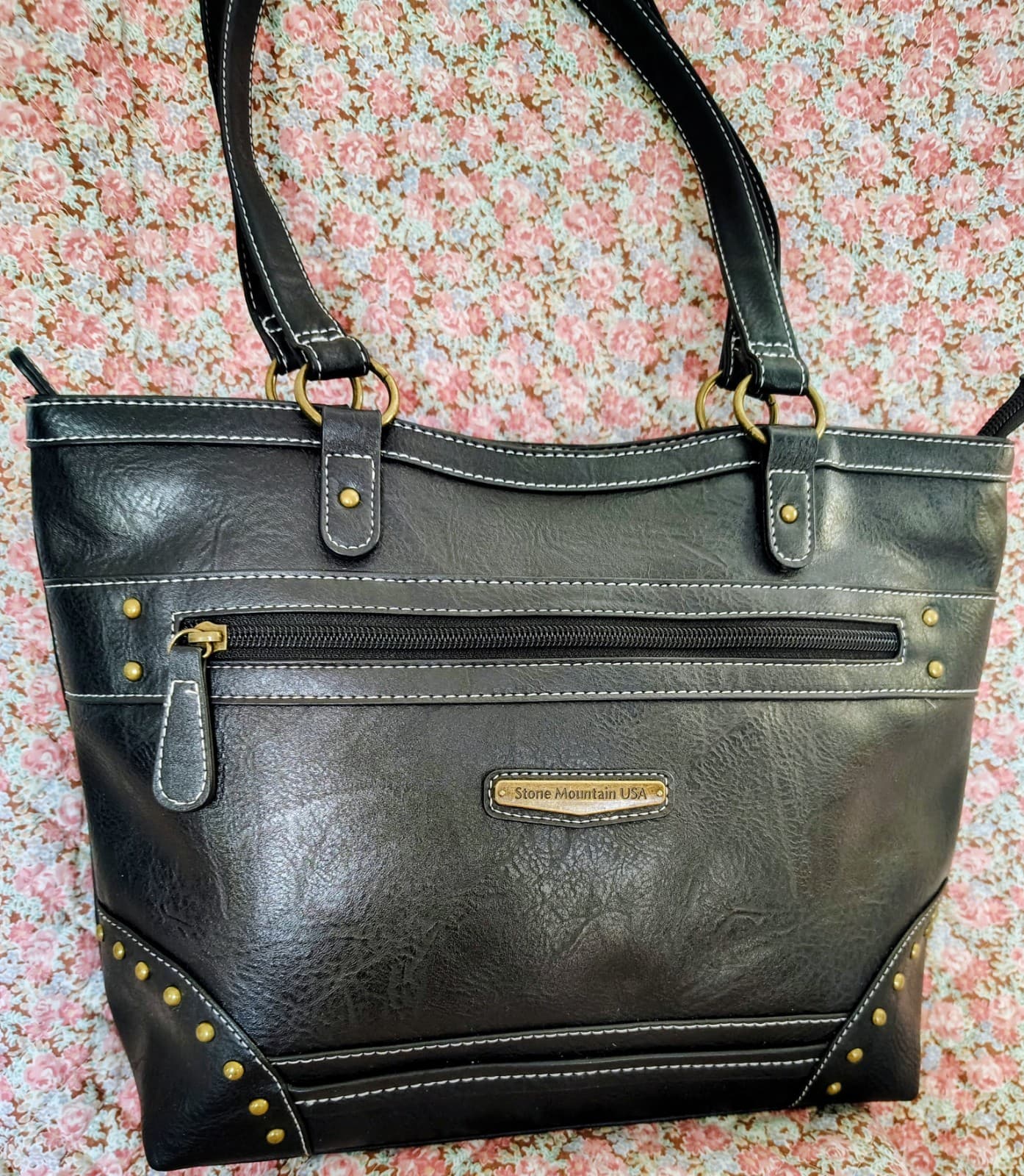 NWOT Stone Mountain Black Faux Leather Bag