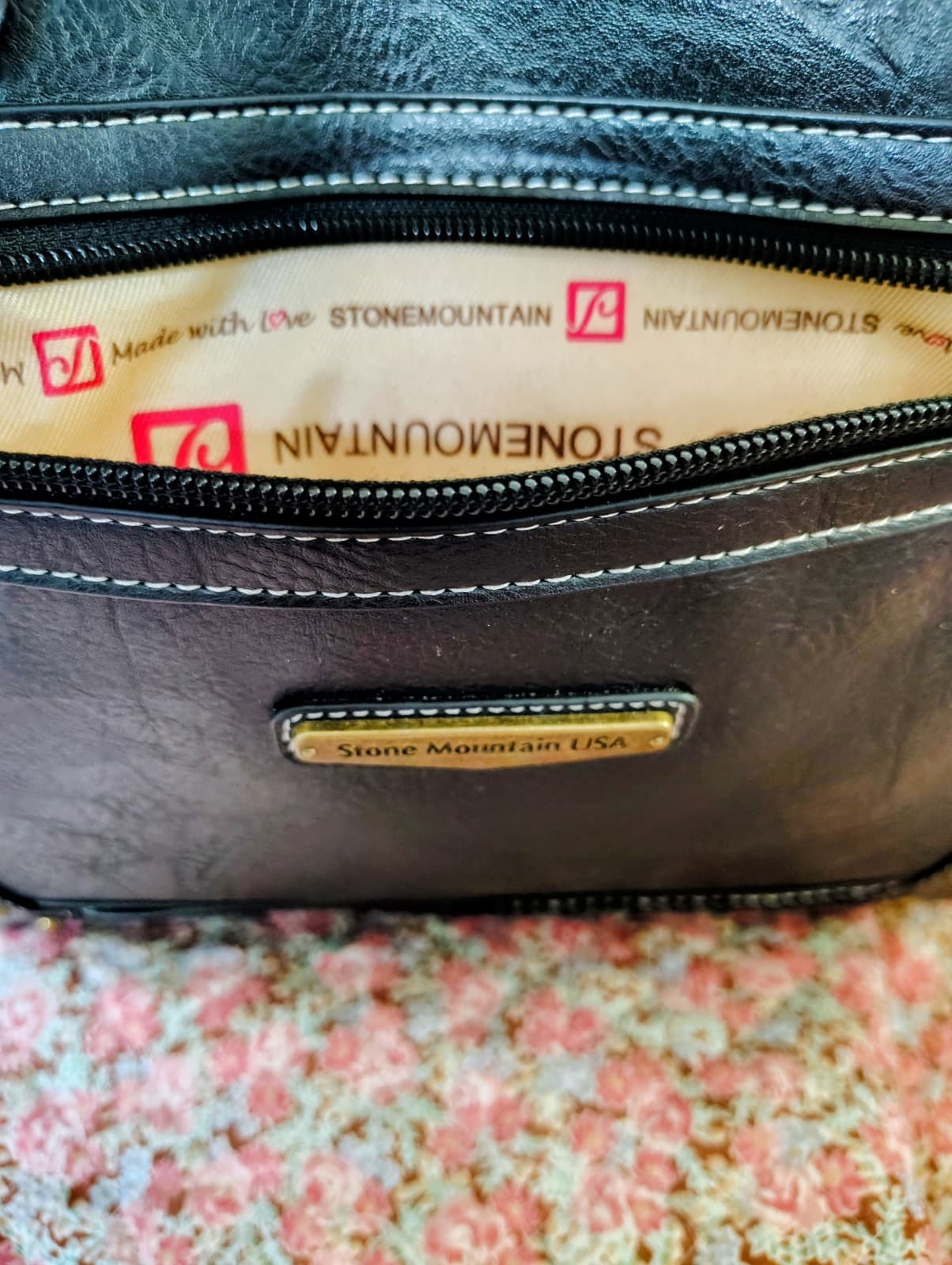 NWOT Stone Mountain Black Faux Leather Bag - Thumbnail 6