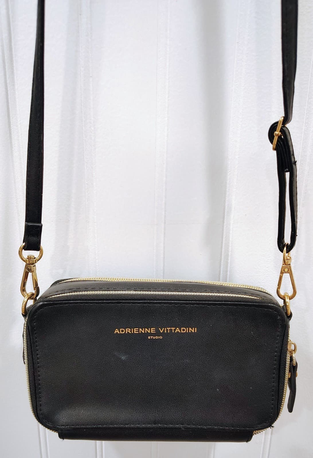 Adrienne Vittadini Studio Black Crossbody Bag Purse GUC