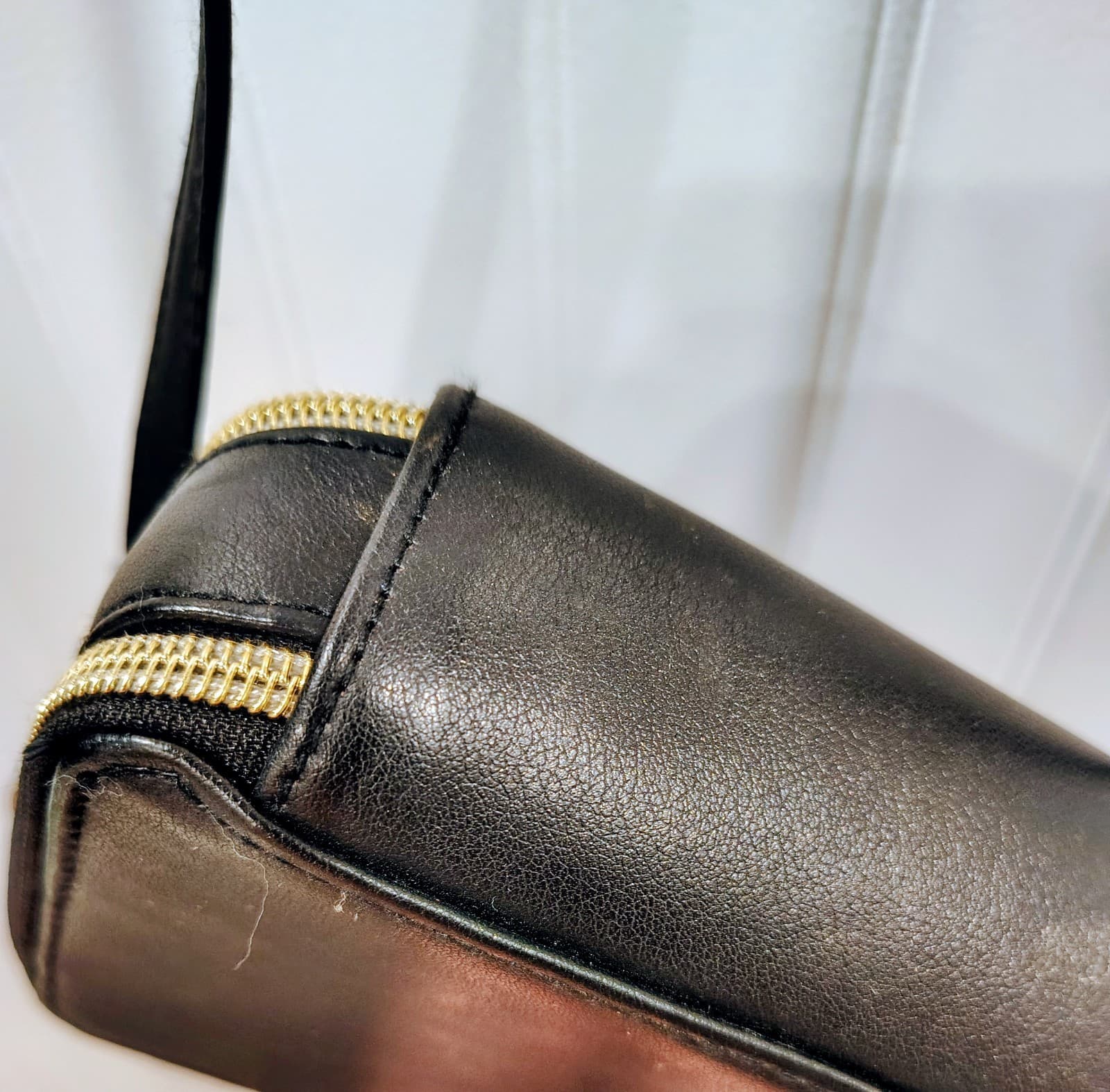 Adrienne Vittadini Studio Black Crossbody Bag Purse GUC - Thumbnail 10