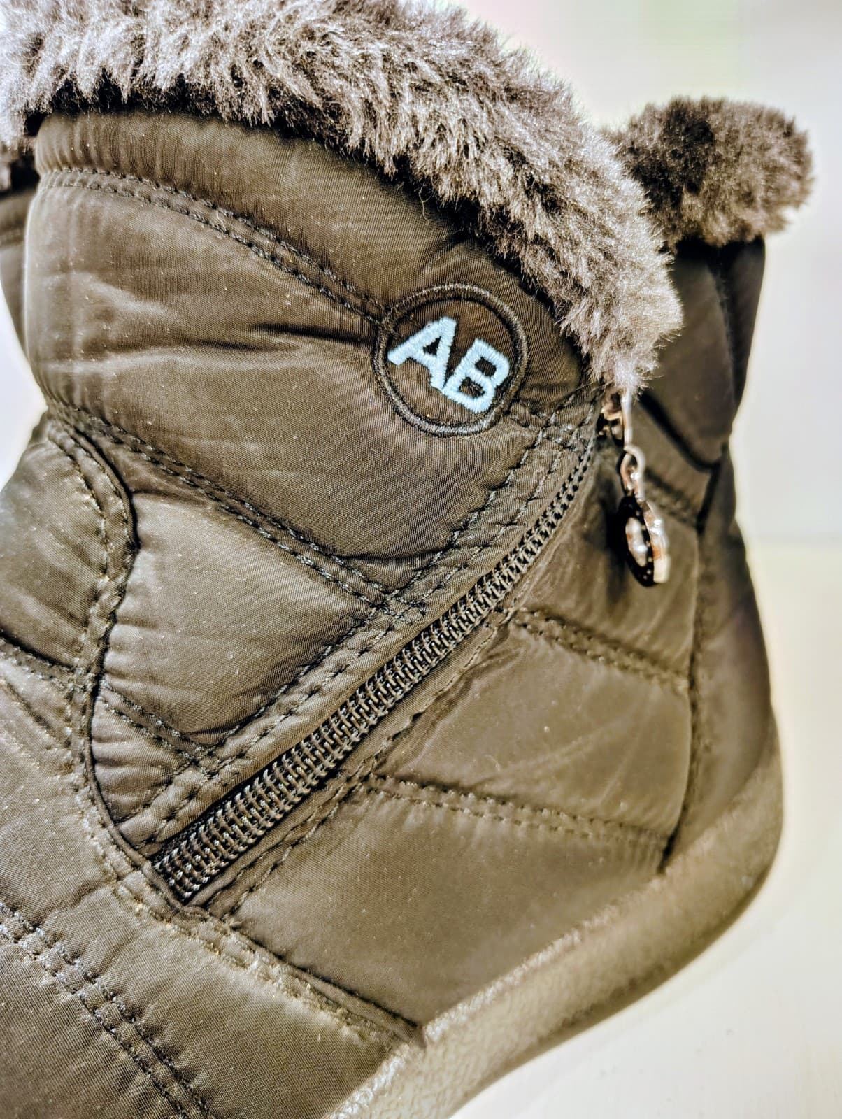 Women Boots Snow Waterproof Boots Zipper EUC - Thumbnail 11