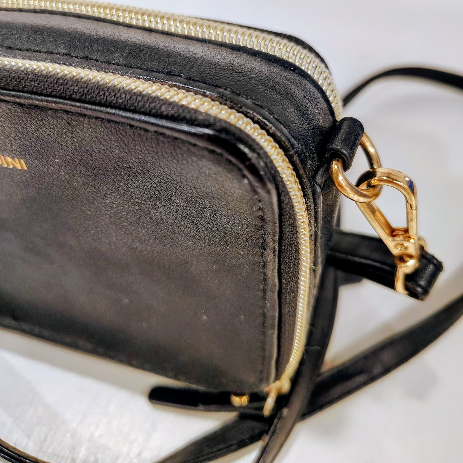 Adrienne Vittadini Studio Black Crossbody Bag Purse GUC - Thumbnail 18
