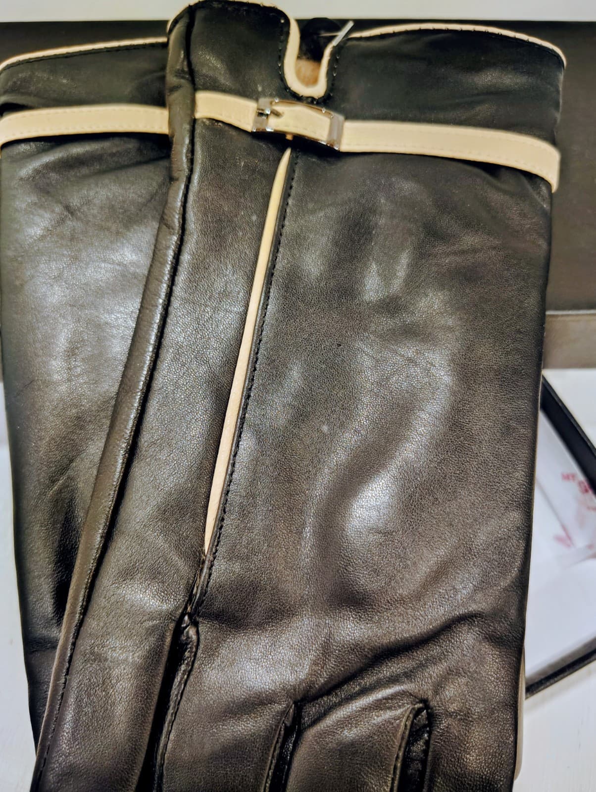 NIB Marsue Touchscreen Lambskin Leather Gloves, Cashmere Lining, Size Large NWT - Thumbnail 10