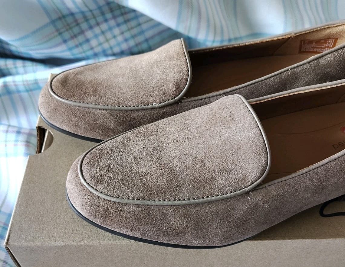 NIB Clarks Unstructured Beige Leather Shoes - Thumbnail 4