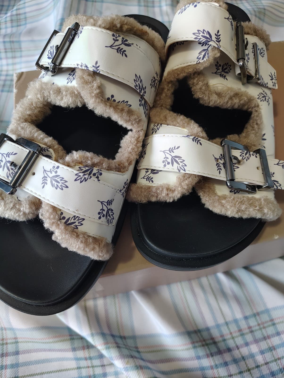 NEW Aerosoles Laura Ashley Olivia Women 11M Faux Fur Adjustable Slide Sandals - Thumbnail 6