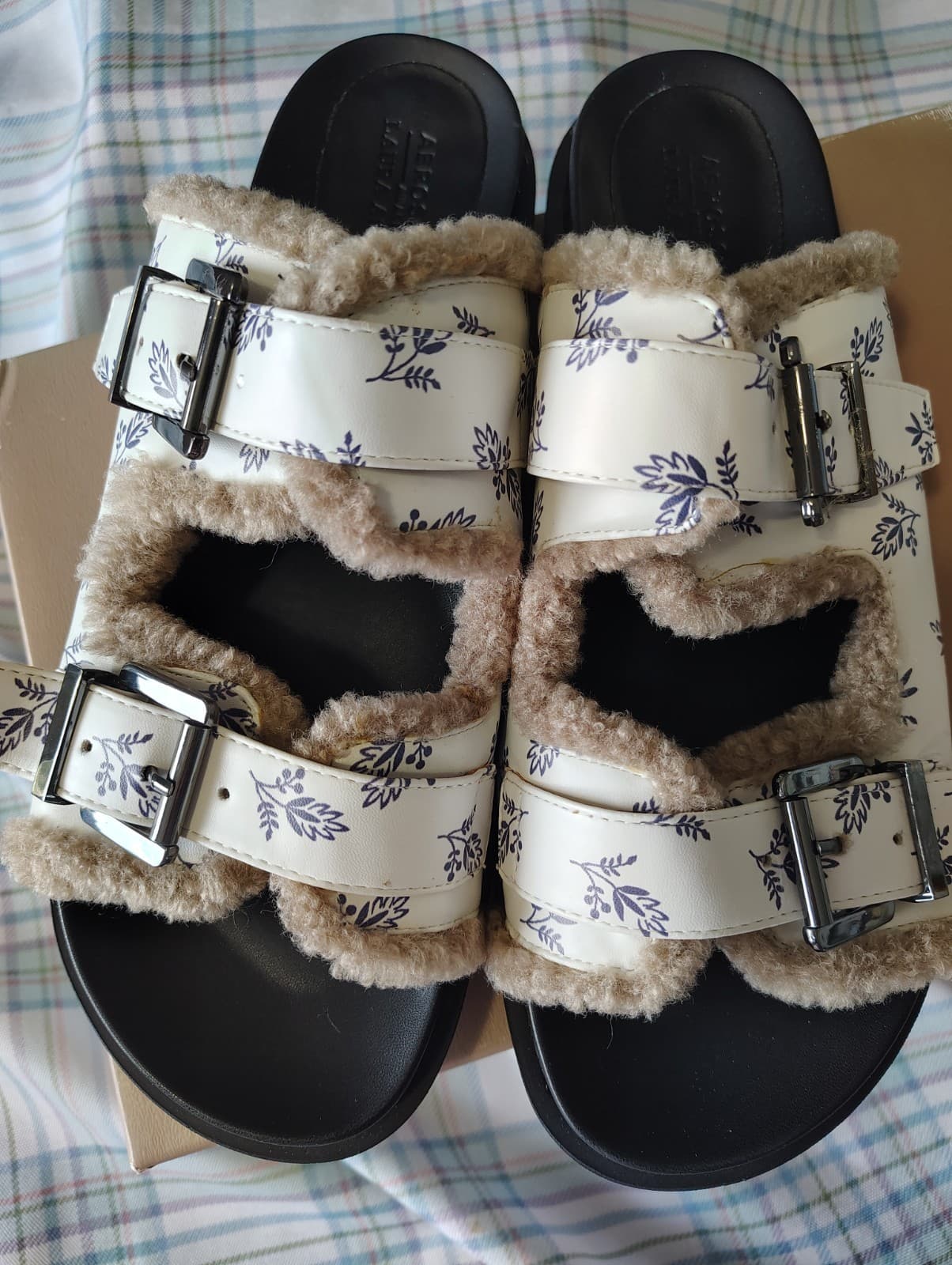 NEW Aerosoles Laura Ashley Olivia Women 11M Faux Fur Adjustable Slide Sandals - Thumbnail 5