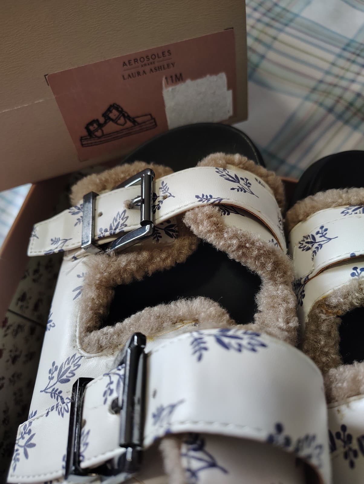 NEW Aerosoles Laura Ashley Olivia Women 11M Faux Fur Adjustable Slide Sandals - Thumbnail 10