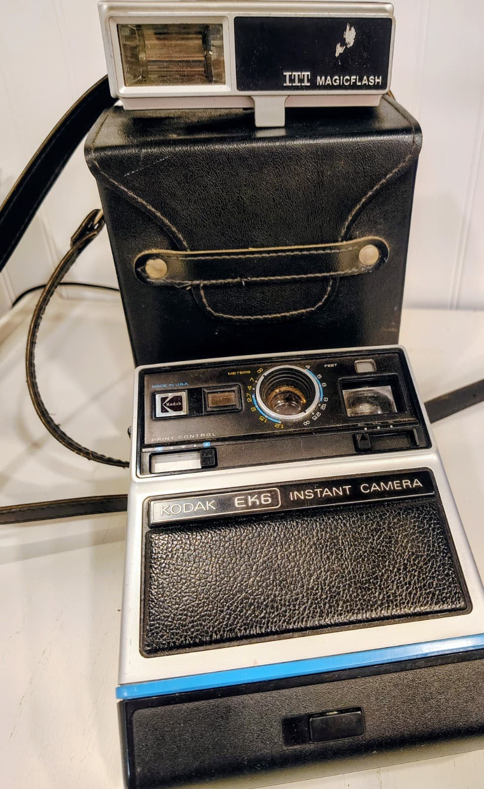 Vintage 1970's Kodak EK6 Instant Camera - Thumbnail 8
