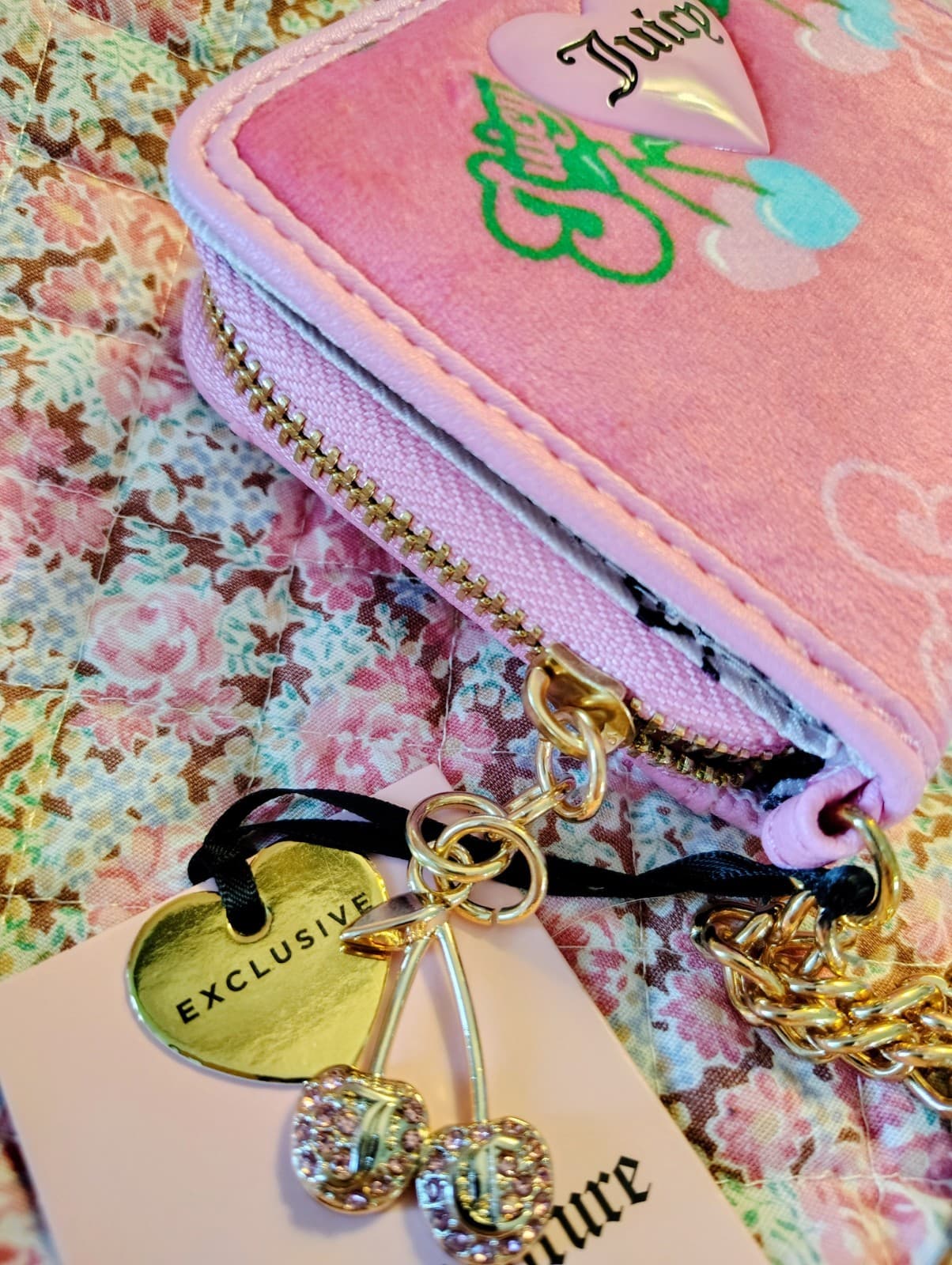 Juicy Couture Exclusive pink cherry blossom wallet Wristlet NWT - Thumbnail 6