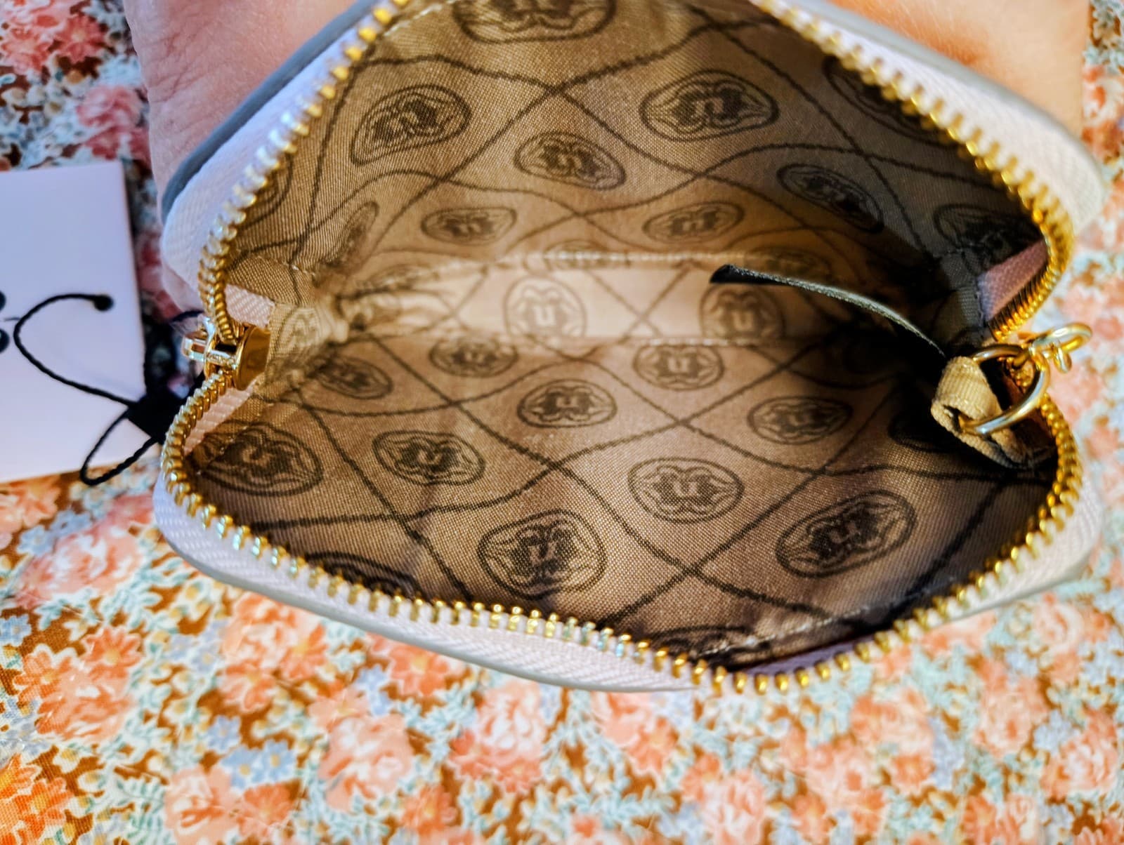 Nanette Lepore ballet slipper wallet, pebbled leather. NIB. - Thumbnail 9