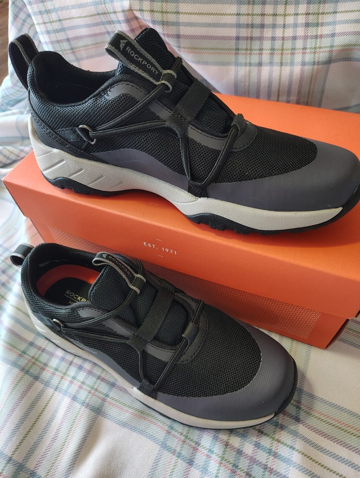 NIB Rockport C16856 Black "Spruce Pea" Sneakers/Shoes - Thumbnail 3