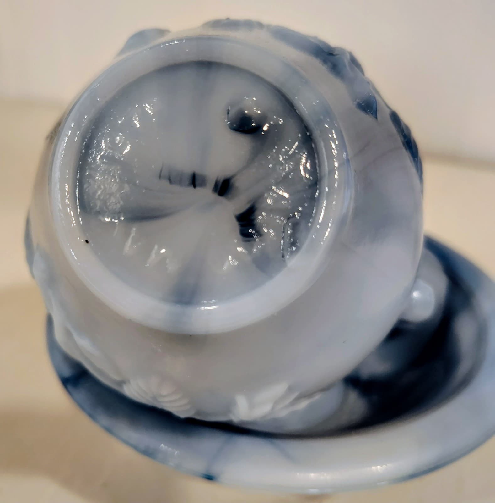 Vintage 1978 Avon Victoriana decanter BLUE SLAG MILK GLASS, pitcher & bowl - Thumbnail 5