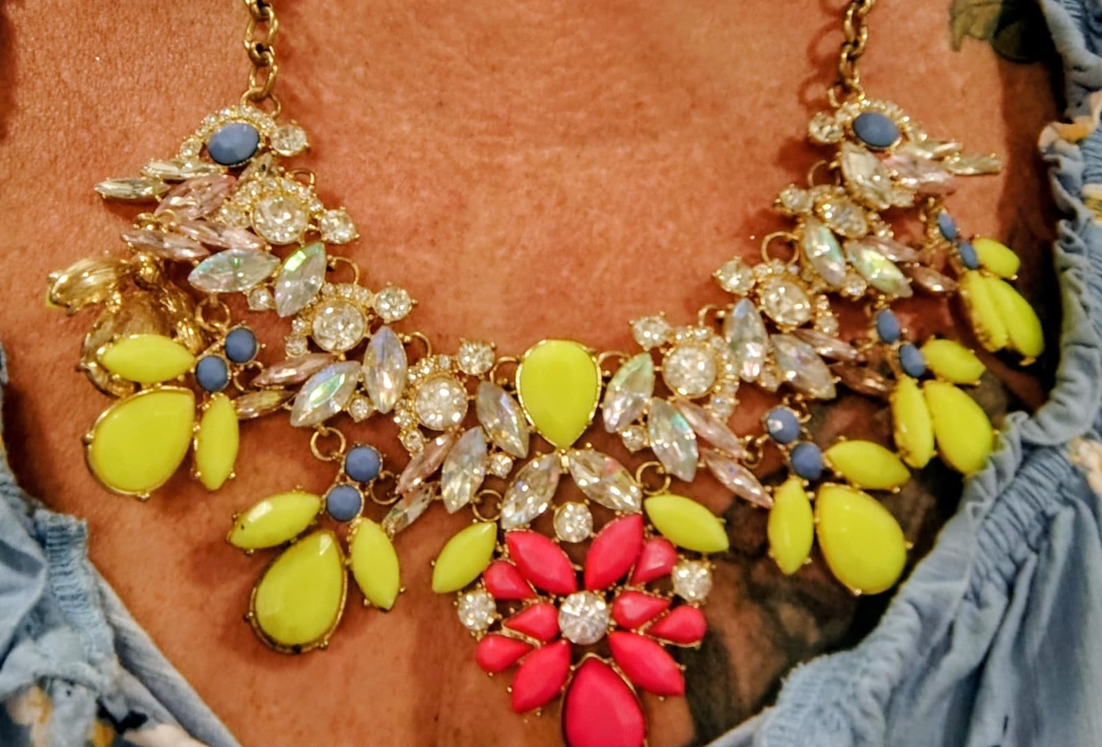 Torrid Women Rhinestones Faceted Silver Tone Statement Necklace Retired NWT - Thumbnail 3