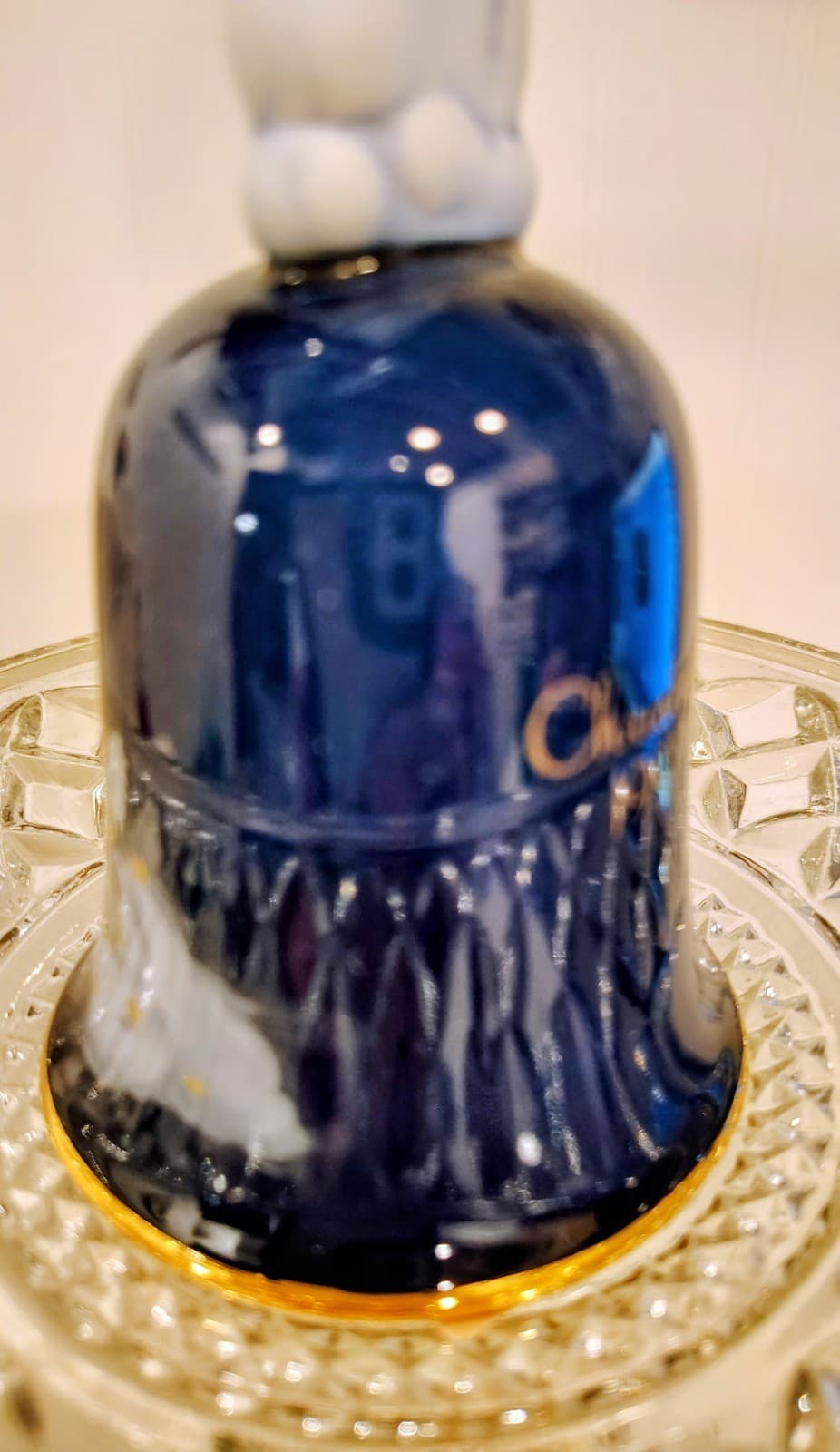 Vintage 1992 AVON Christmas Heavenly Notes Angels Blue Porcelain Bell Box - Thumbnail 5