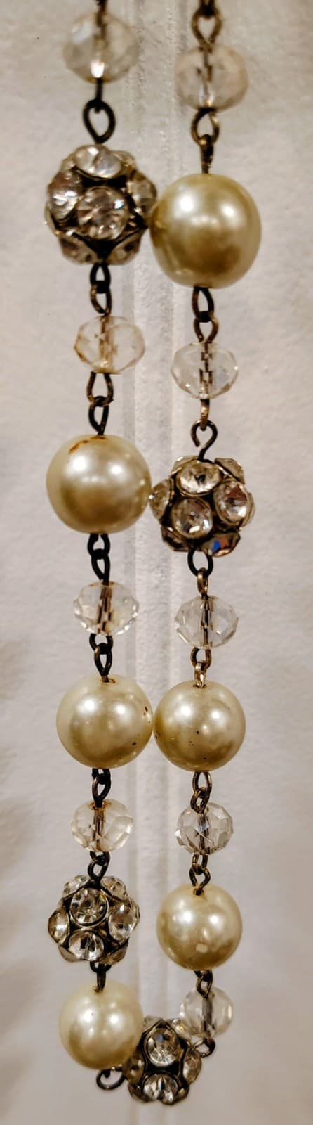 Faux Pearl Chain Necklace, Silver Tone, Rhinestones EUC - Thumbnail 3