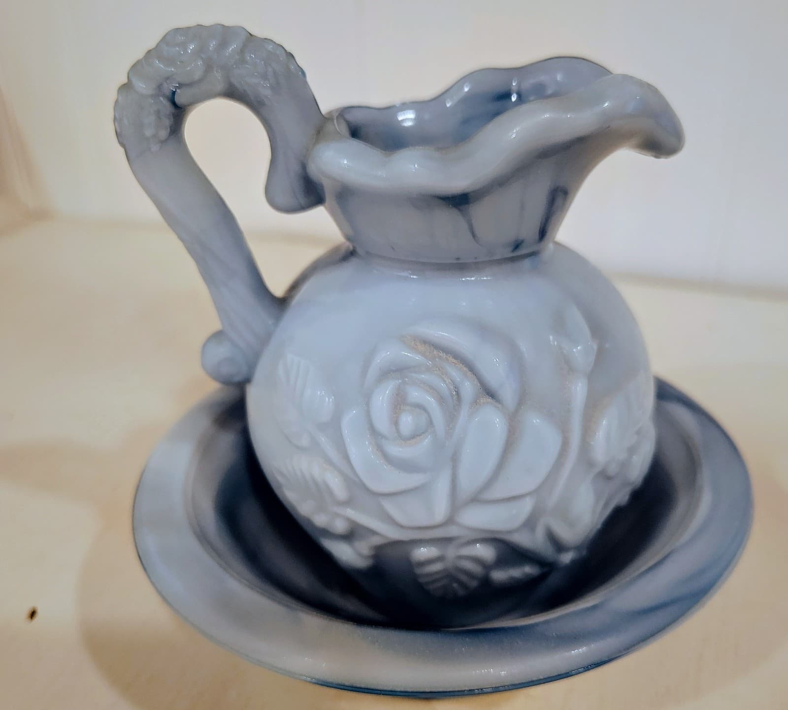 Vintage 1978 Avon Victoriana decanter BLUE SLAG MILK GLASS, pitcher & bowl - Thumbnail 2