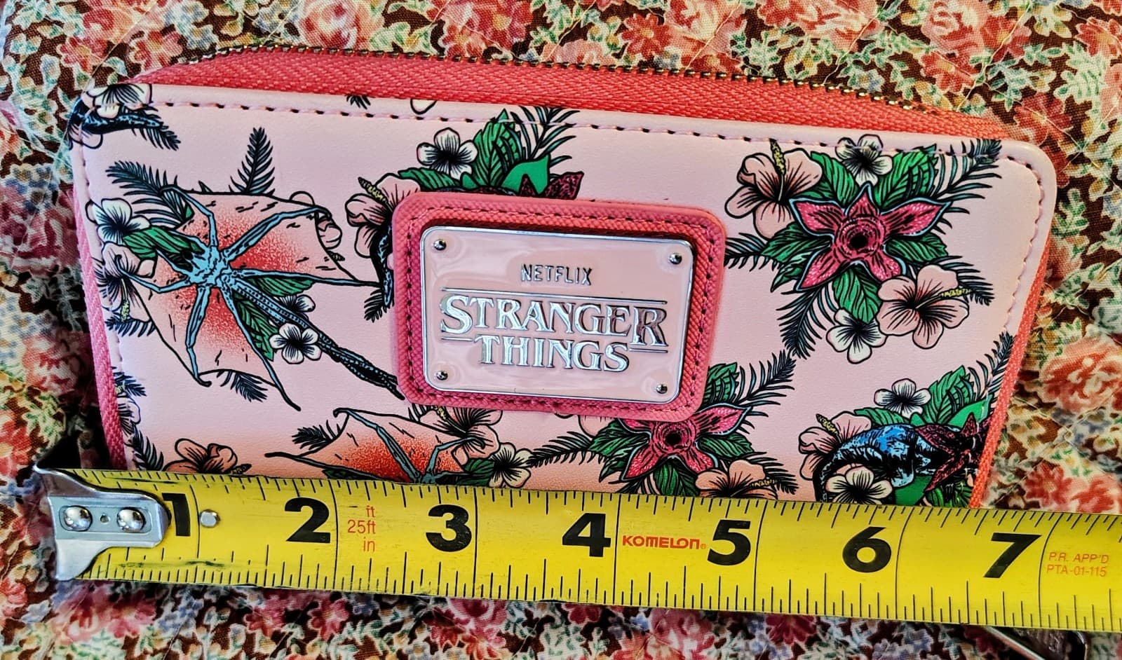 NWOT Loungefly Stranger Things Creatures Zip Wallet - Thumbnail 15