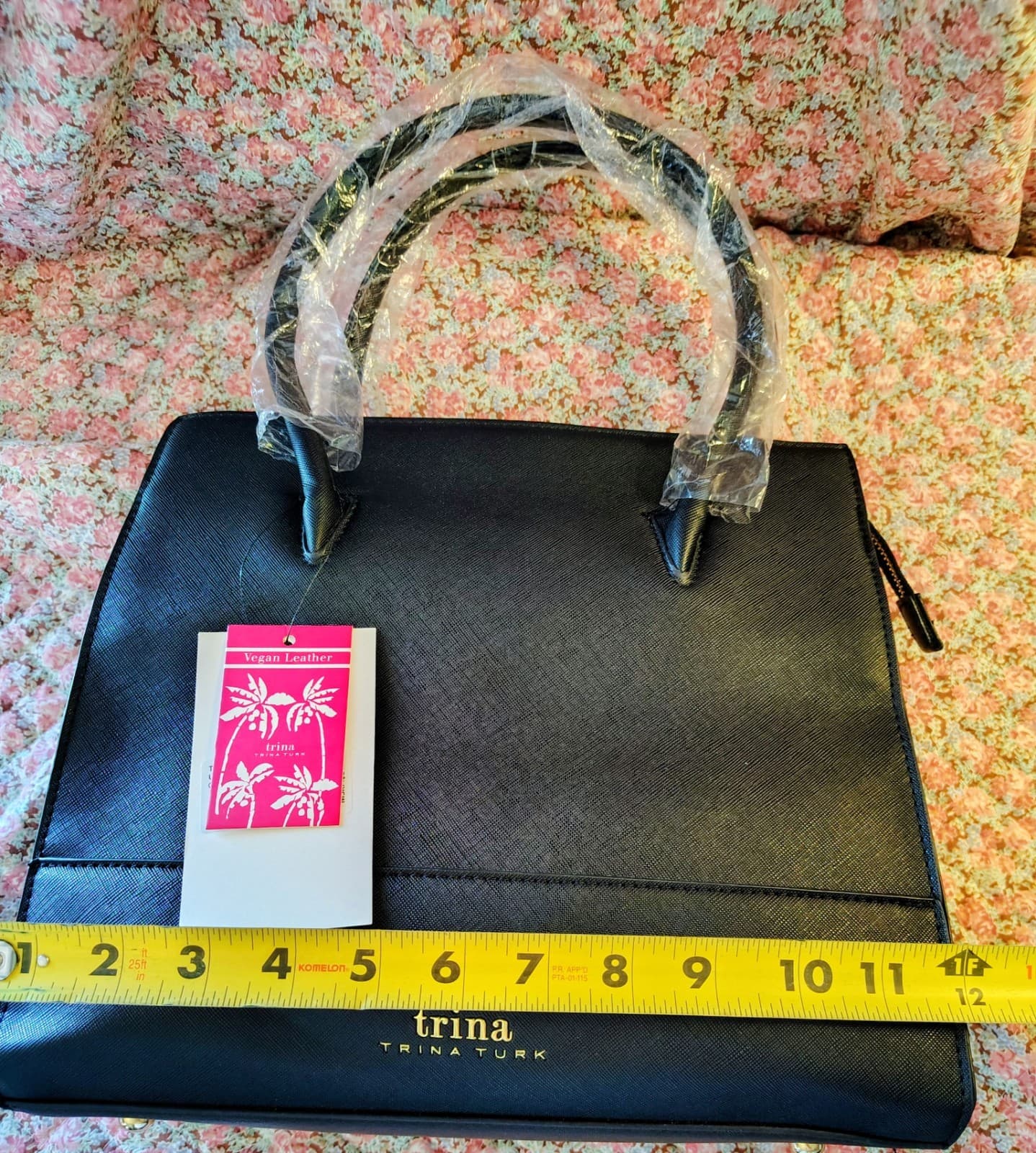 Trina Turk Black Vegan Leather Tote Bag, Crossbody, NWT $148 - Thumbnail 23