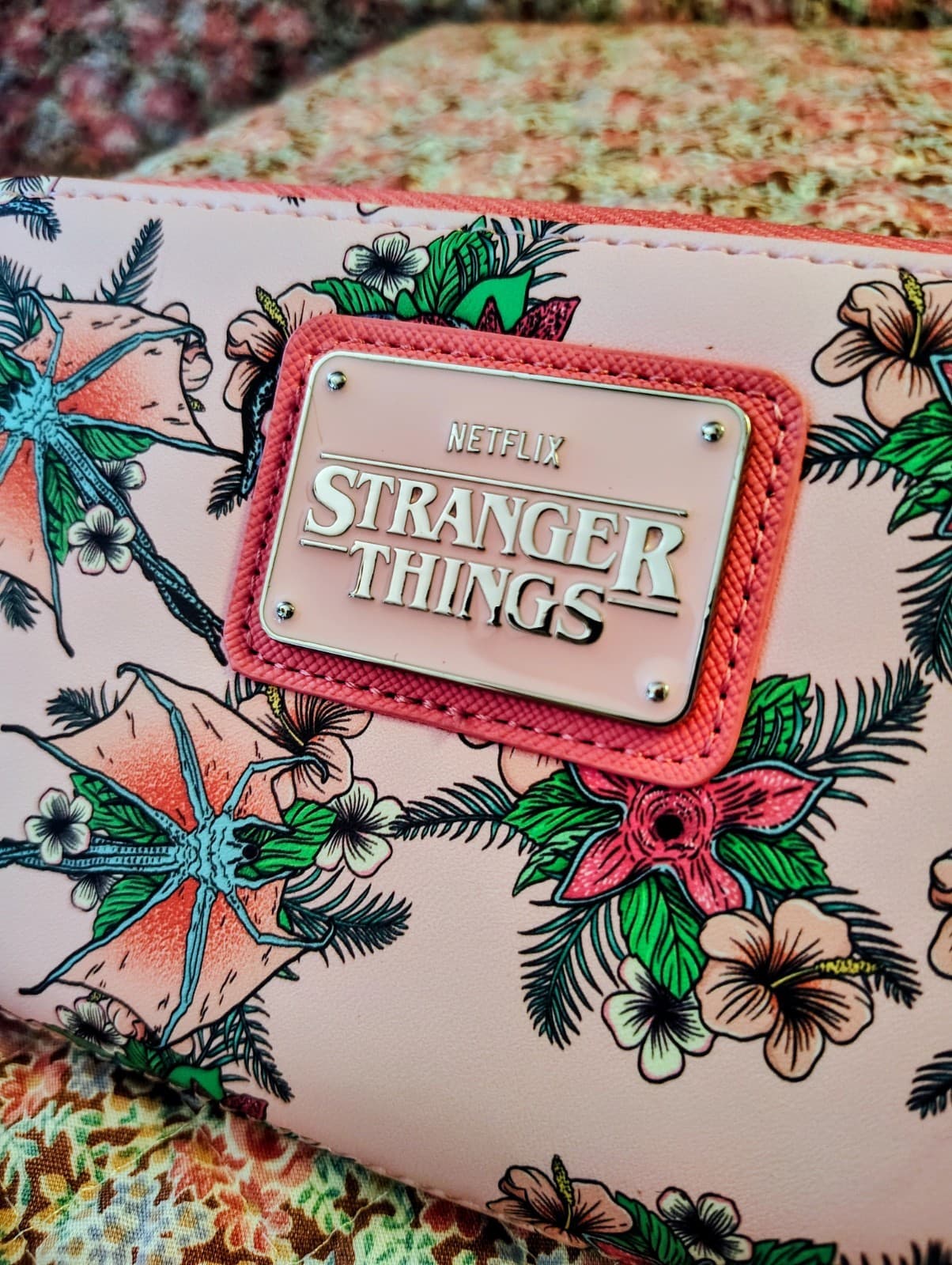 NWOT Loungefly Stranger Things Creatures Zip Wallet - Thumbnail 18