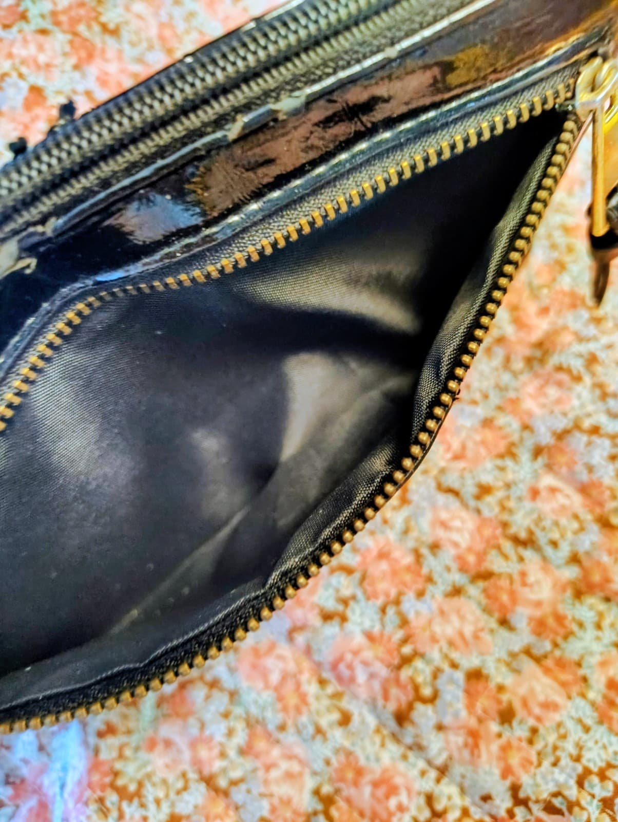 Nicole Miller Black Patent Bag Gold Chain Strap - Thumbnail 11
