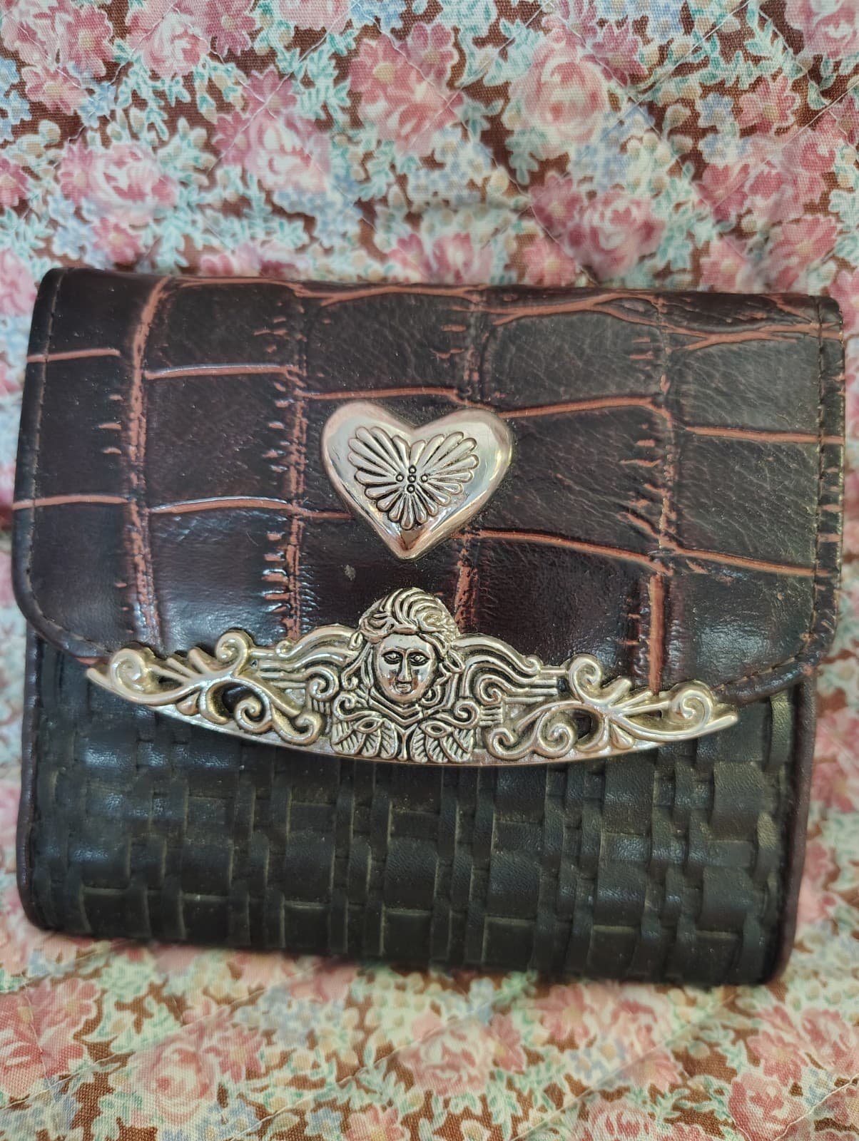 Vintage women's bifold wallet Silver Angel Heart