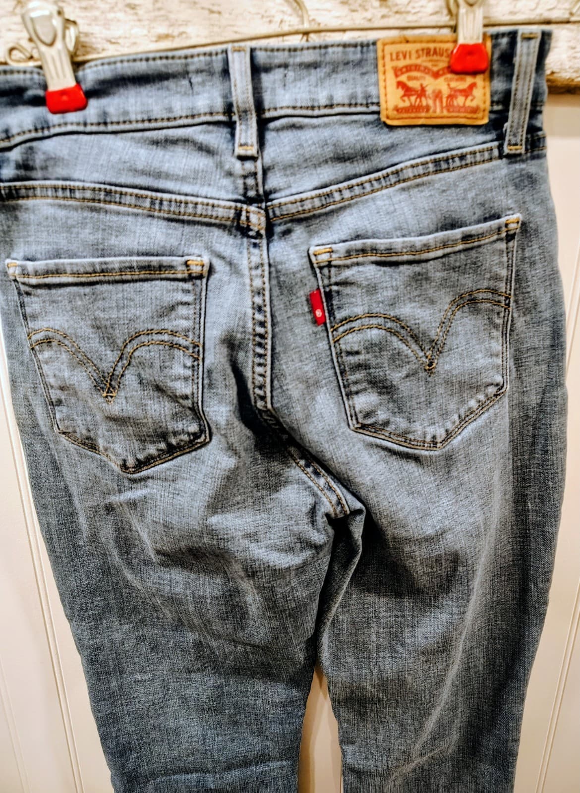Levi's Women's Classic Mid Rise Regular Jeans Size 4 Short 27x28 Med Blue - Thumbnail 4