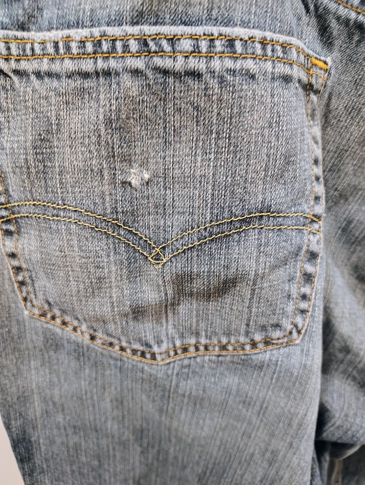 Levi's Relaxed Fit Men's 44x32 GUC - Thumbnail 6