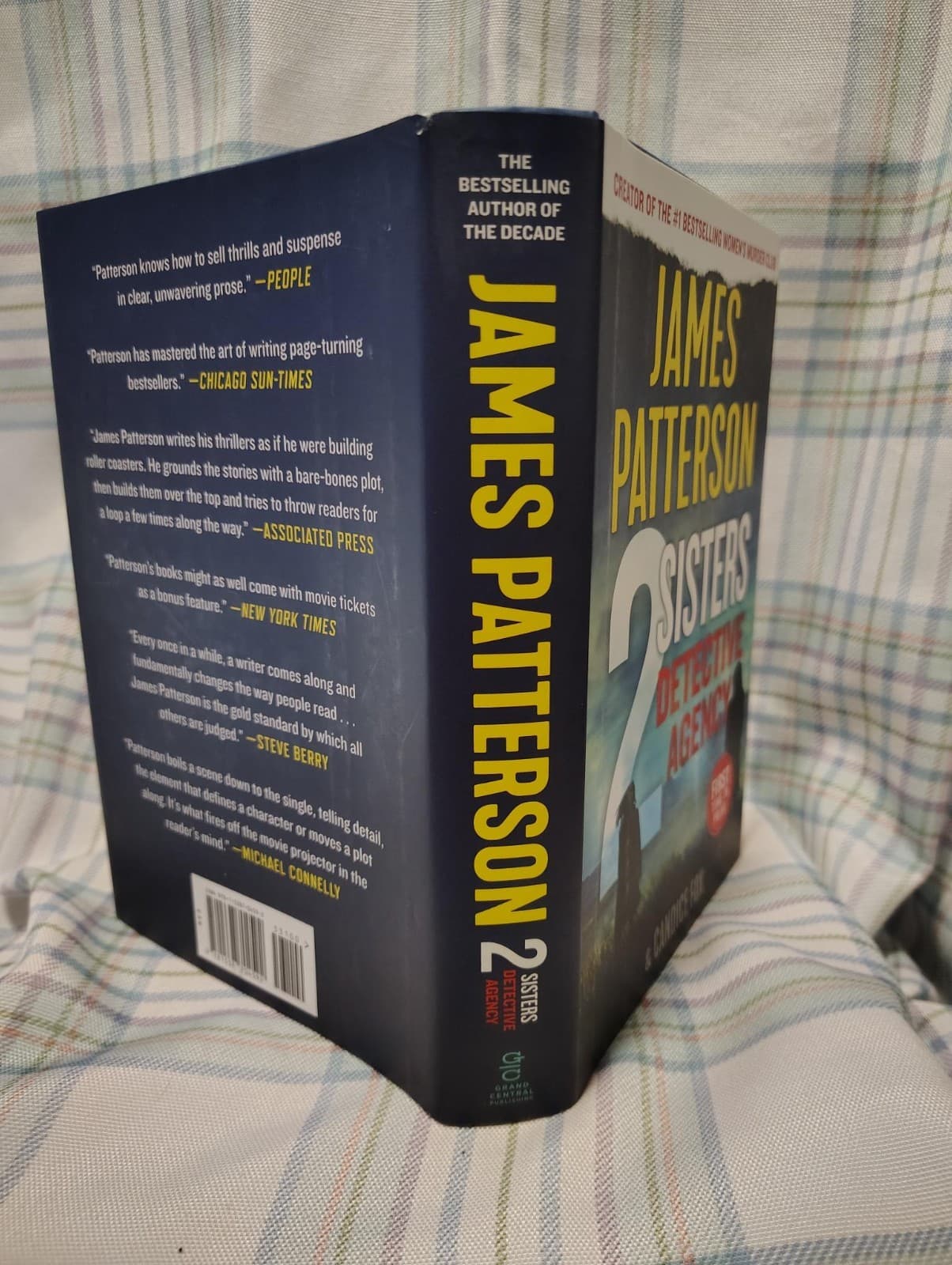 2 Sisters Detective Agency by James Patterson and Candice Fox (2021, Hardcover) - Thumbnail 5