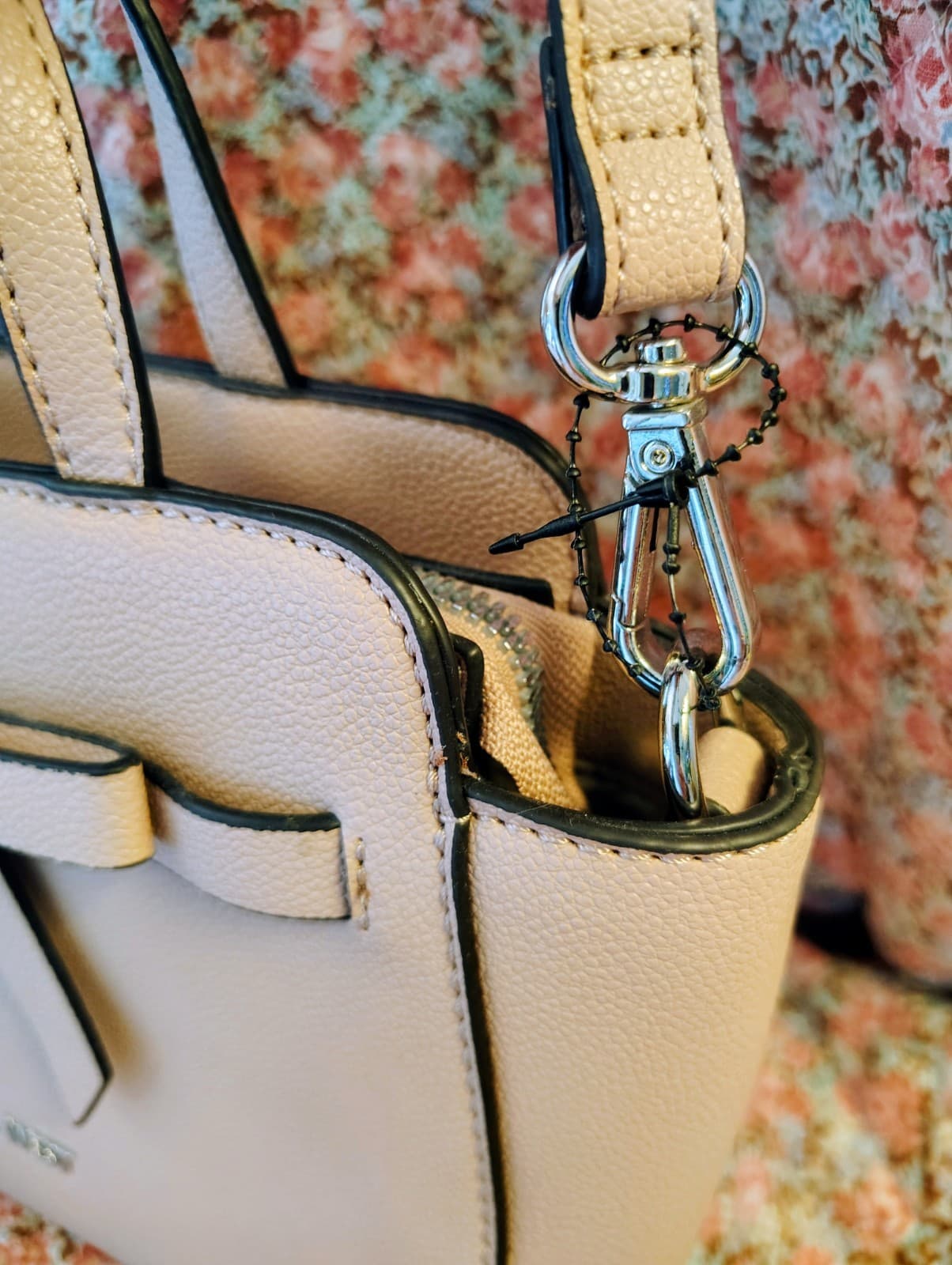 NWOT Nine West Ivory Satchel Top Handle Bag with Bow Accent - Thumbnail 5